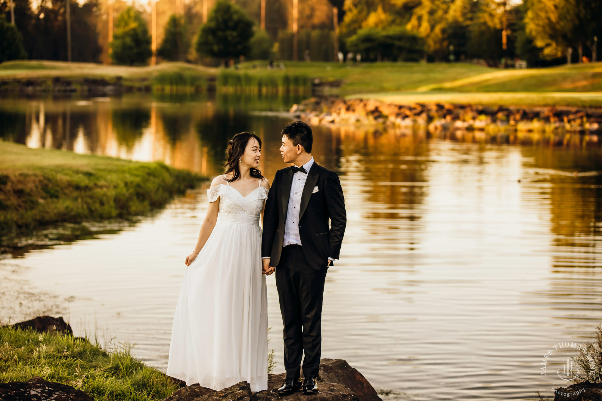 Echo Falls Snohomish wedding by Seattle wedding photographer James Thomas Long Photography