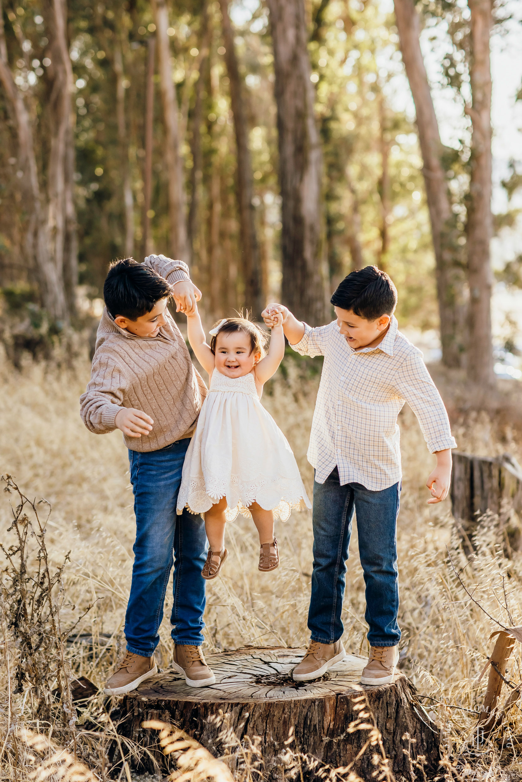 San Francisco Bay area family session by Seattle family photographer James Thomas Long Photography