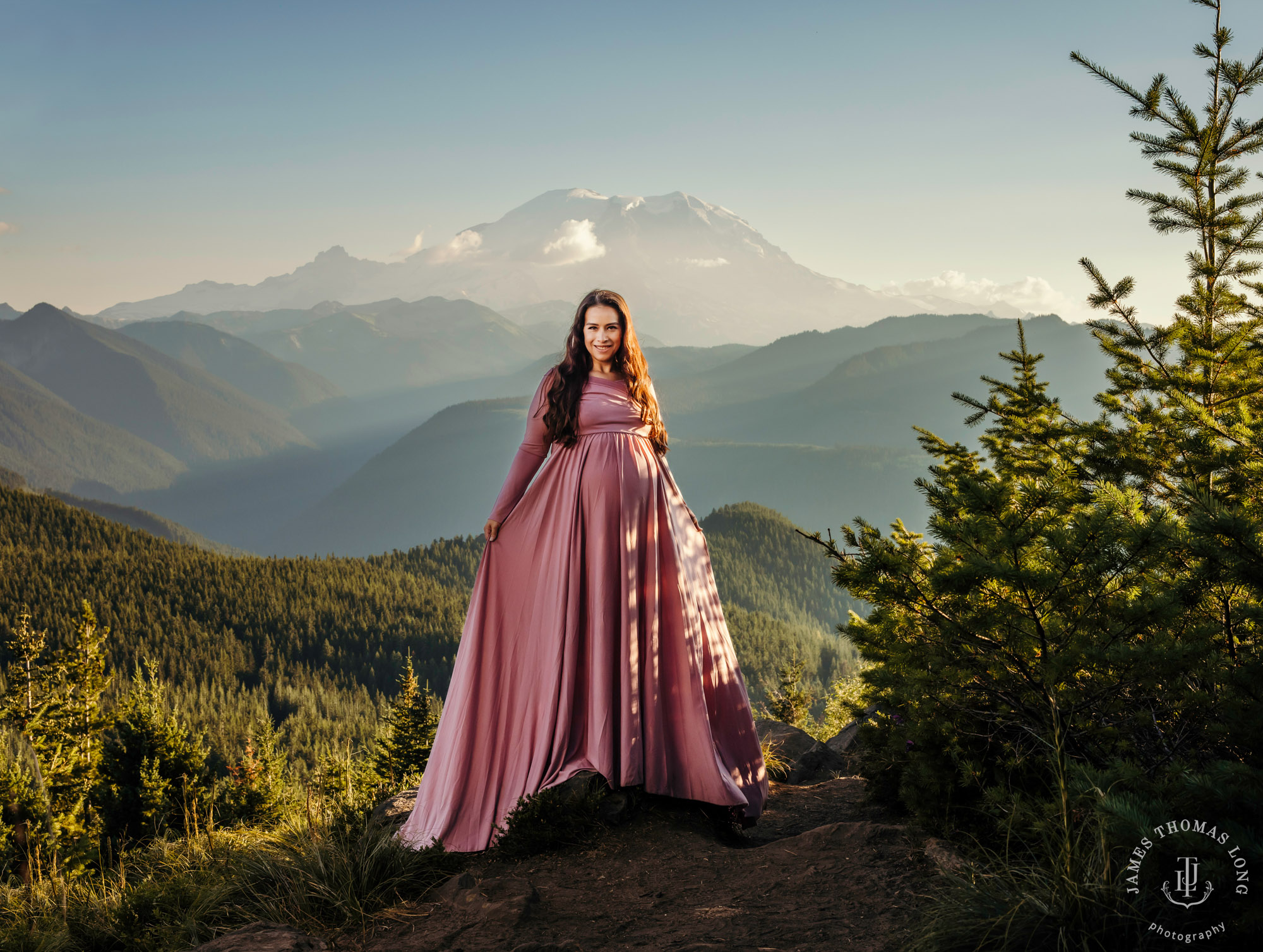 Mount Rainier maternity photography session by Seattle maternity and family photographer James Thomas Long Photography