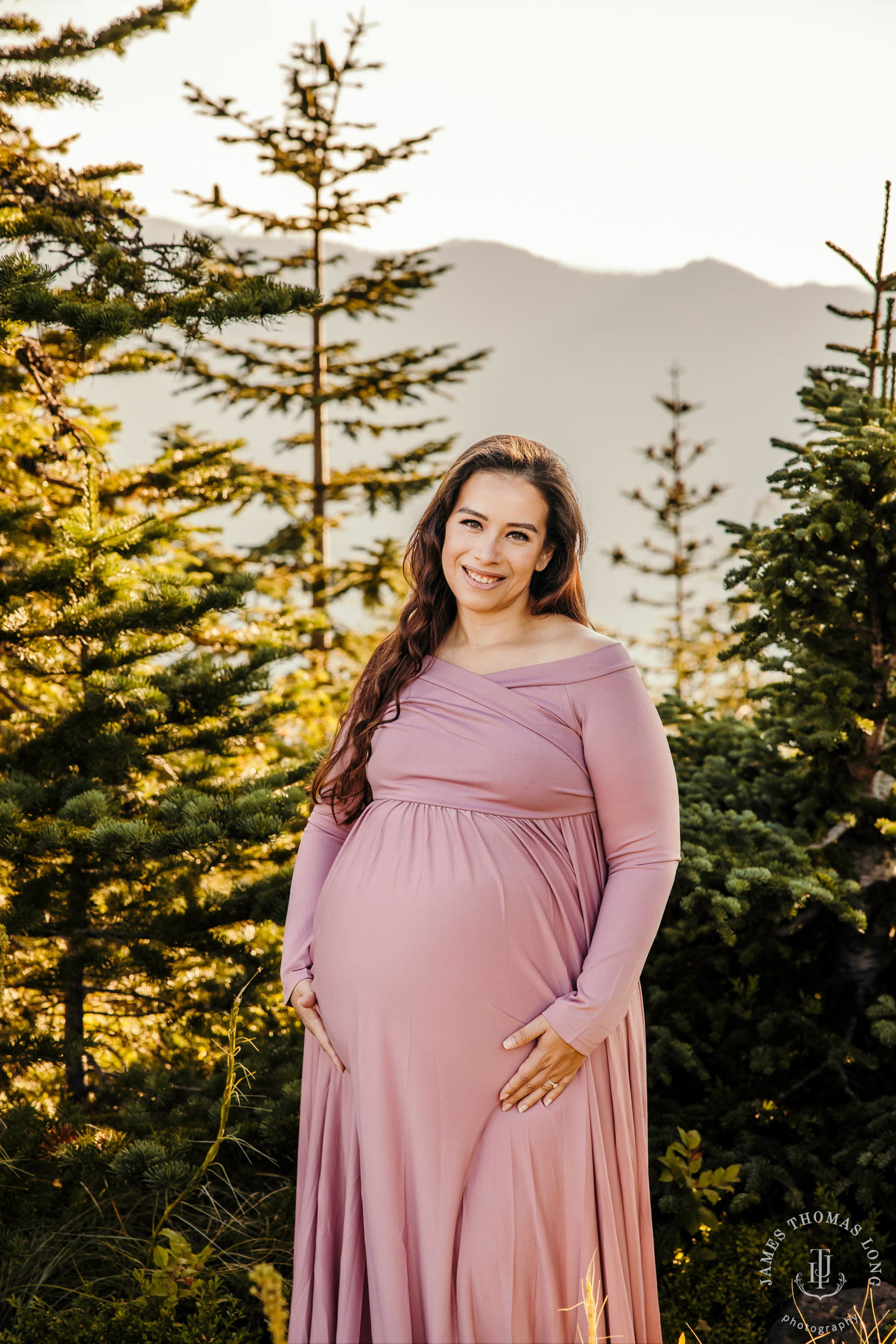 Mount Rainier maternity photography session by Seattle maternity and family photographer James Thomas Long Photography