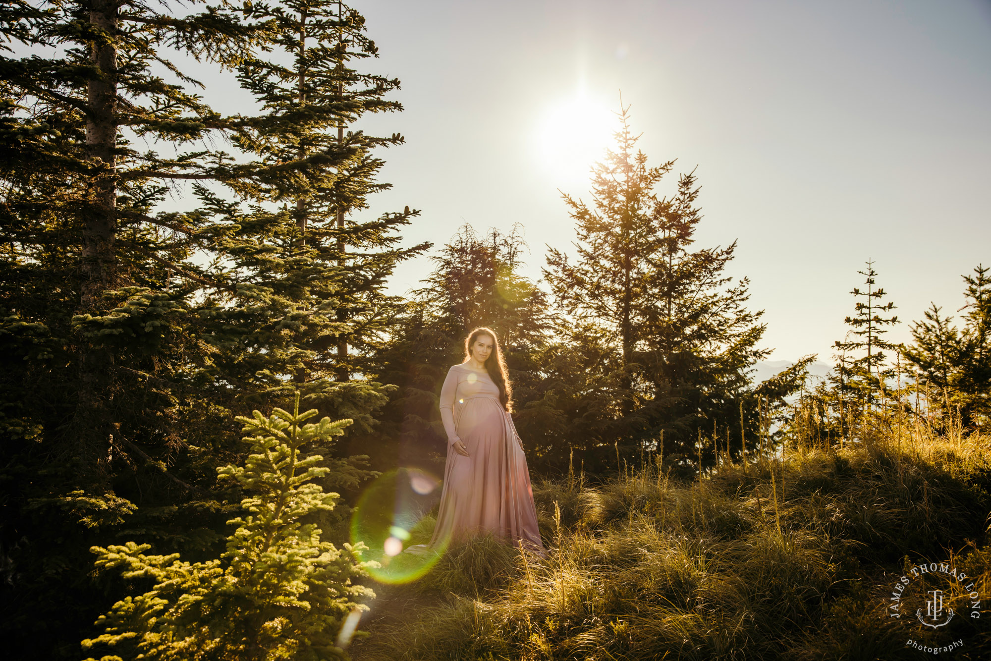 Mount Rainier maternity photography session by Seattle maternity and family photographer James Thomas Long Photography