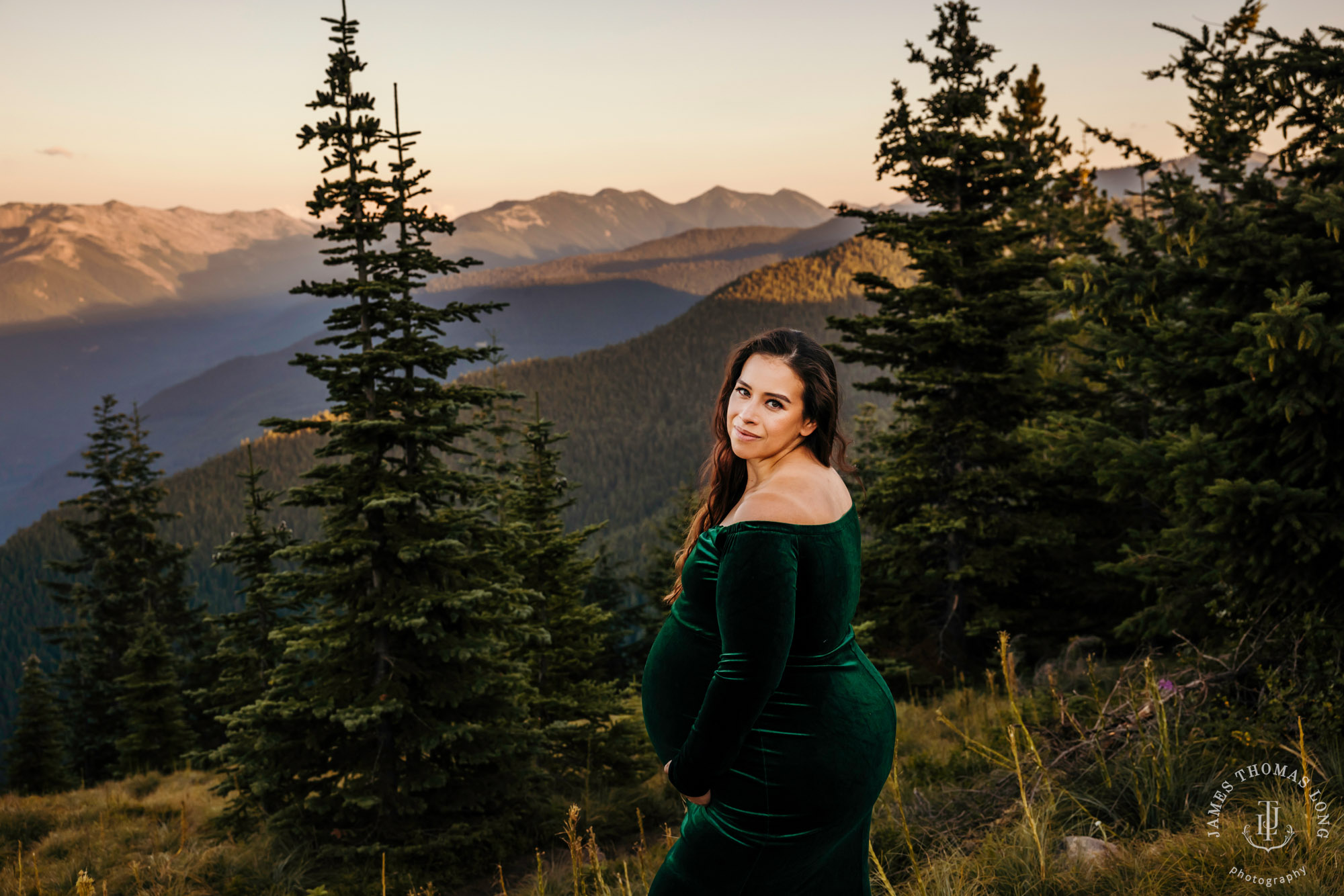 Mount Rainier maternity photography session by Seattle maternity and family photographer James Thomas Long Photography