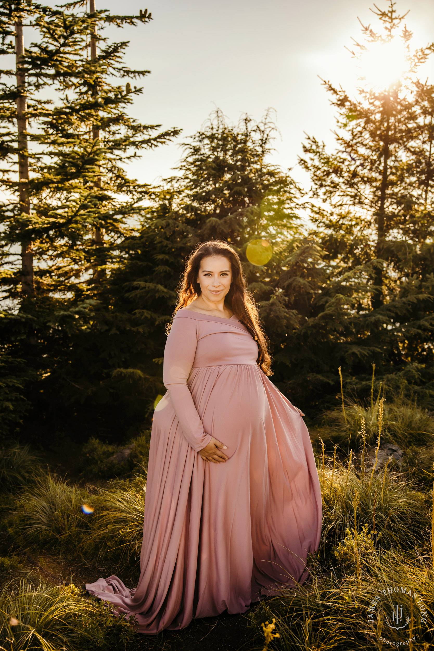 Mount Rainier maternity photography session by Seattle maternity and family photographer James Thomas Long Photography