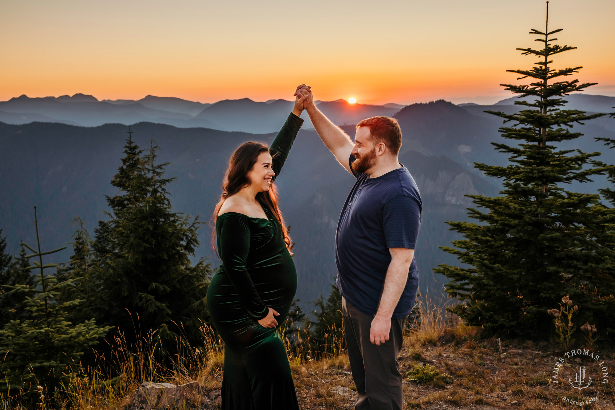 Mount Rainier maternity photography session by Seattle maternity and family photographer James Thomas Long Photography