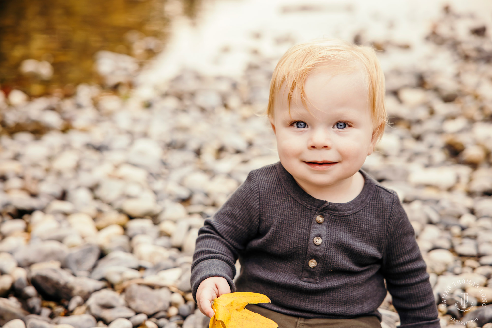 Snoqualmie-family-photography-session-by-Snoqualmie-family-photographer-James-Thomas-Long-Photography-001