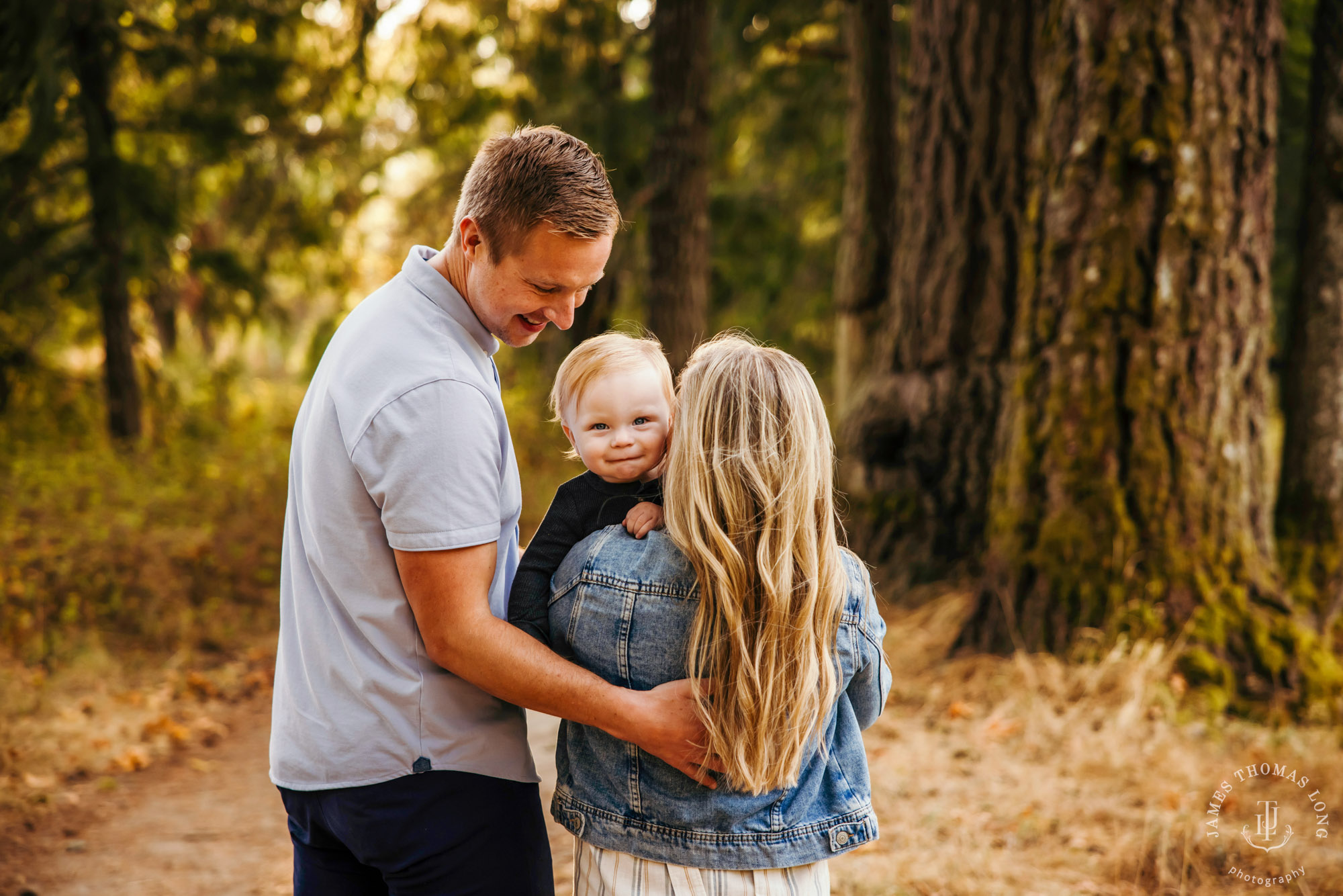 Snoqualmie-family-photography-session-by-Snoqualmie-family-photographer-James-Thomas-Long-Photography-001