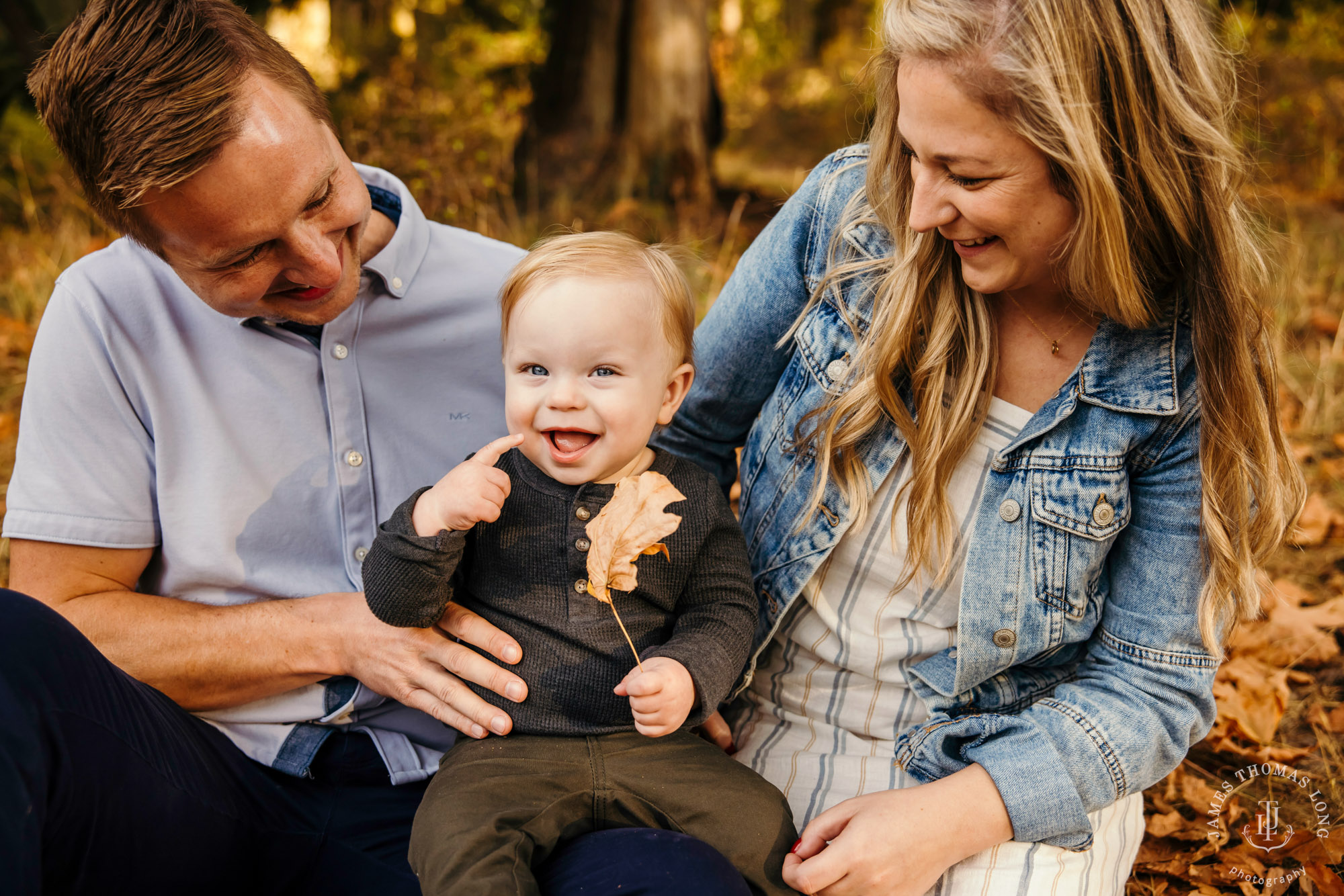 Snoqualmie-family-photography-session-by-Snoqualmie-family-photographer-James-Thomas-Long-Photography-001