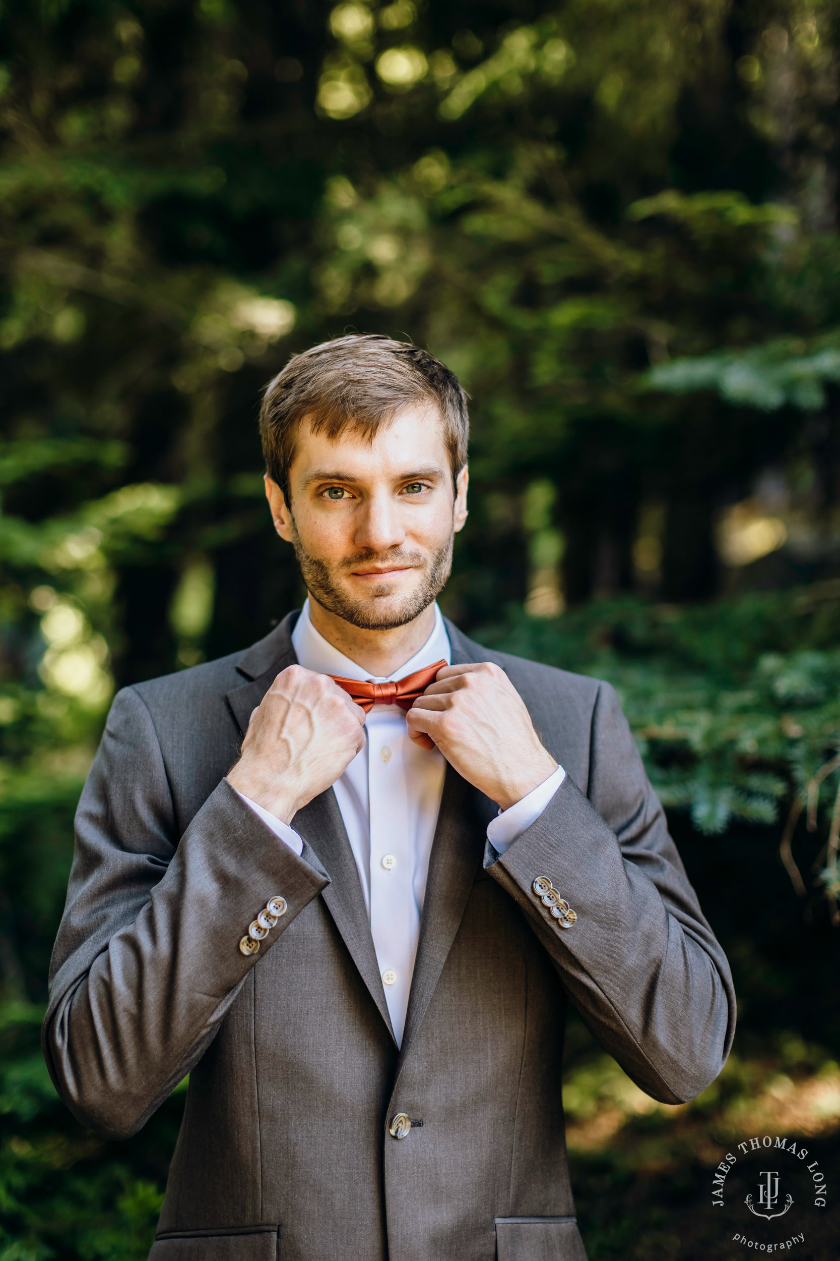 Crystal Mountain Resort wedding by Seattle wedding photographer James Thomas Long Photography