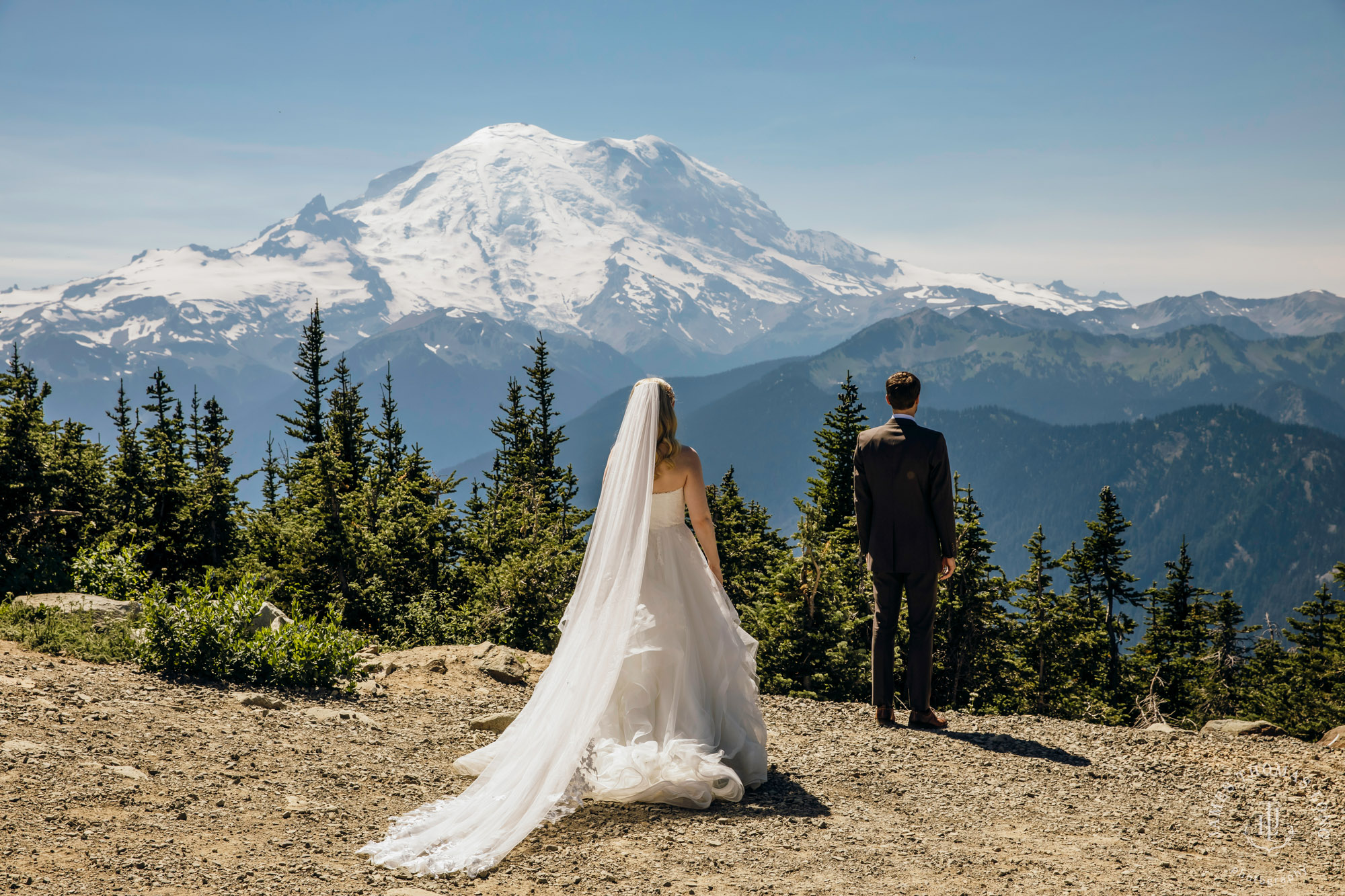 Crystal Mountain Resort wedding by Seattle wedding photographer James Thomas Long Photography