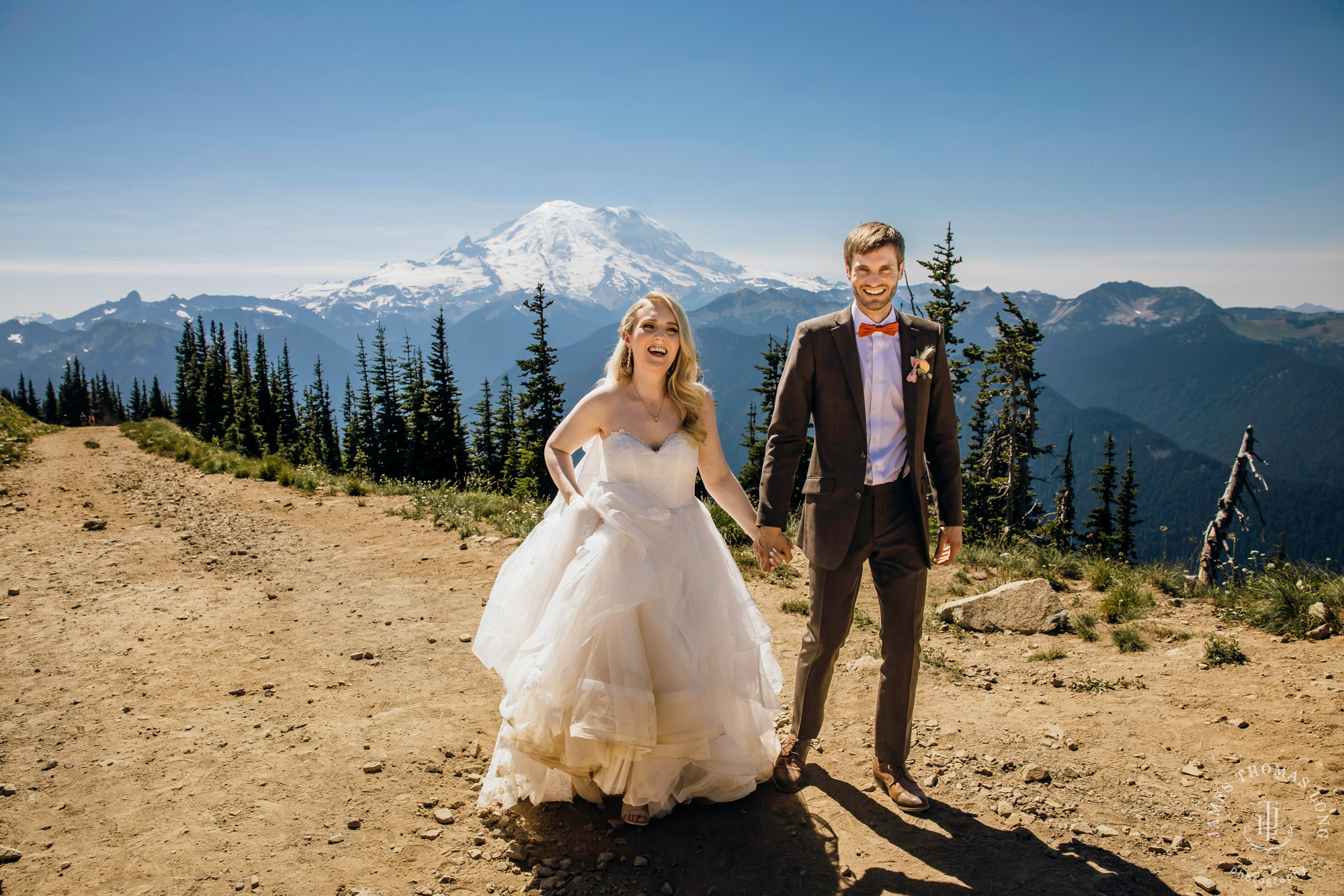 Crystal Mountain Resort wedding by Seattle wedding photographer James Thomas Long Photography