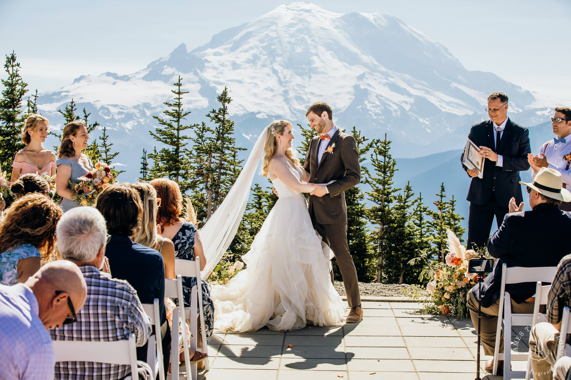 Crystal Mountain Resort wedding by Seattle wedding photographer James Thomas Long Photography