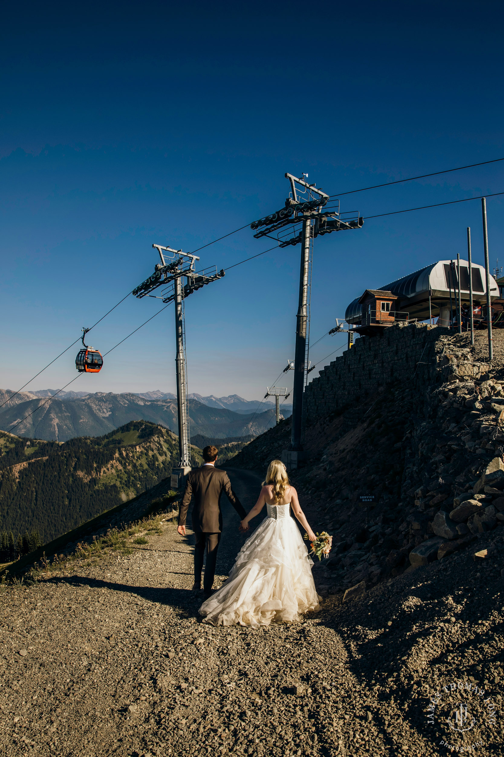 Crystal Mountain Resort wedding by Seattle wedding photographer James Thomas Long Photography