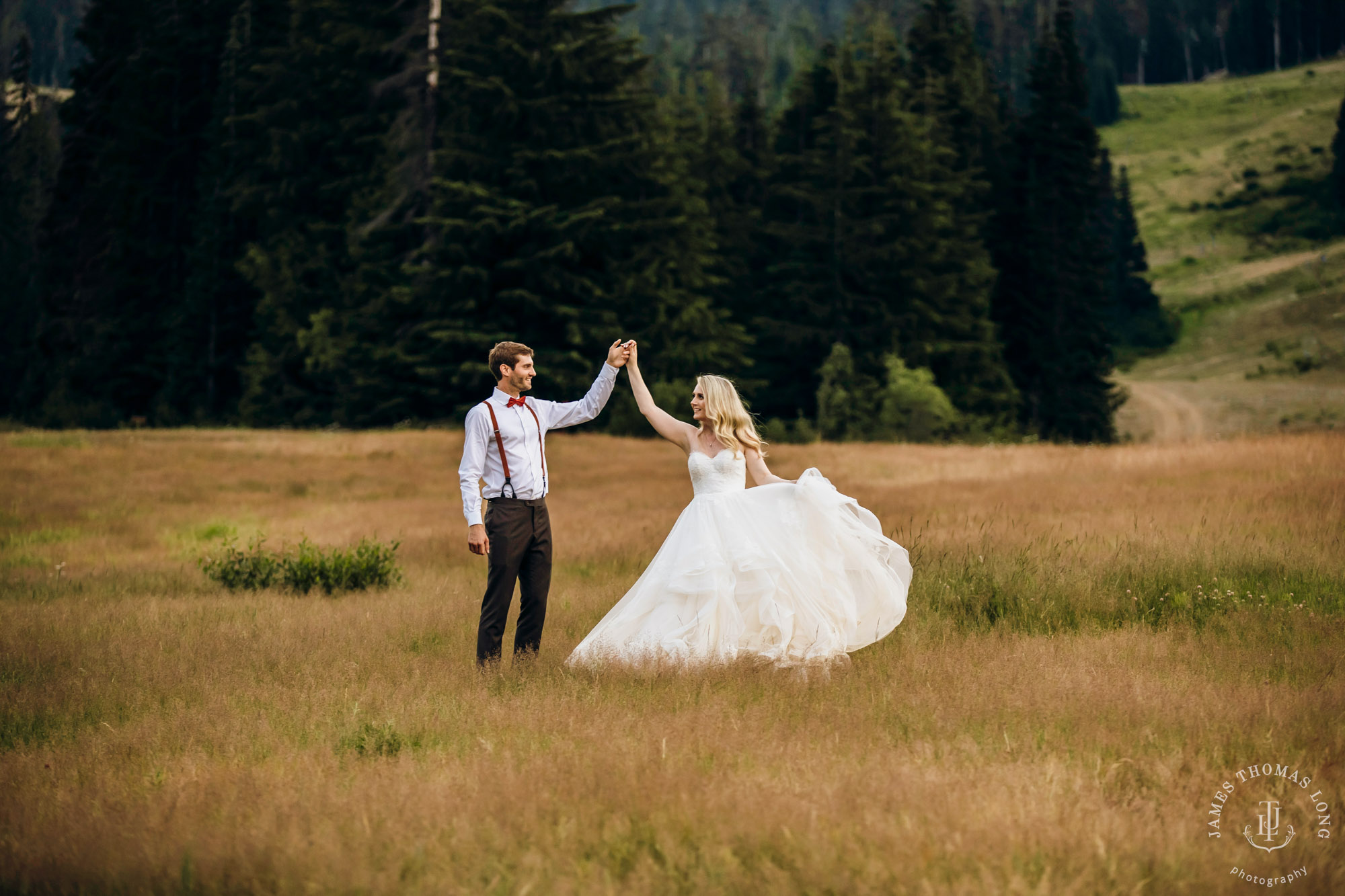 Crystal Mountain Resort wedding by Seattle wedding photographer James Thomas Long Photography