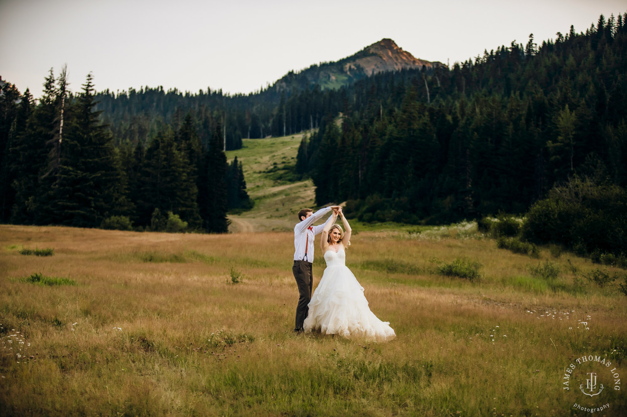 Crystal Mountain Resort wedding by Seattle wedding photographer James Thomas Long Photography