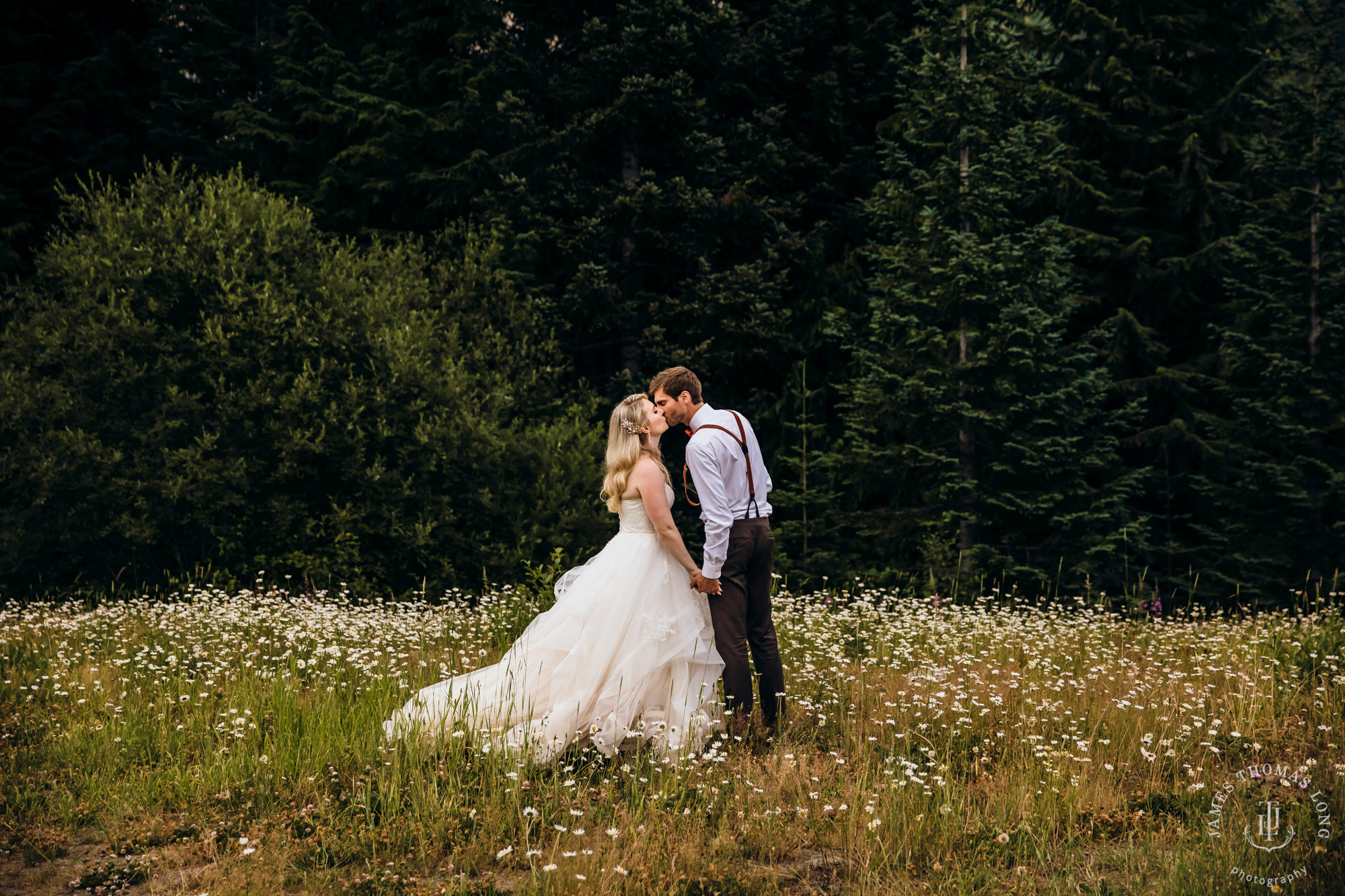 Crystal Mountain Resort wedding by Seattle wedding photographer James Thomas Long Photography