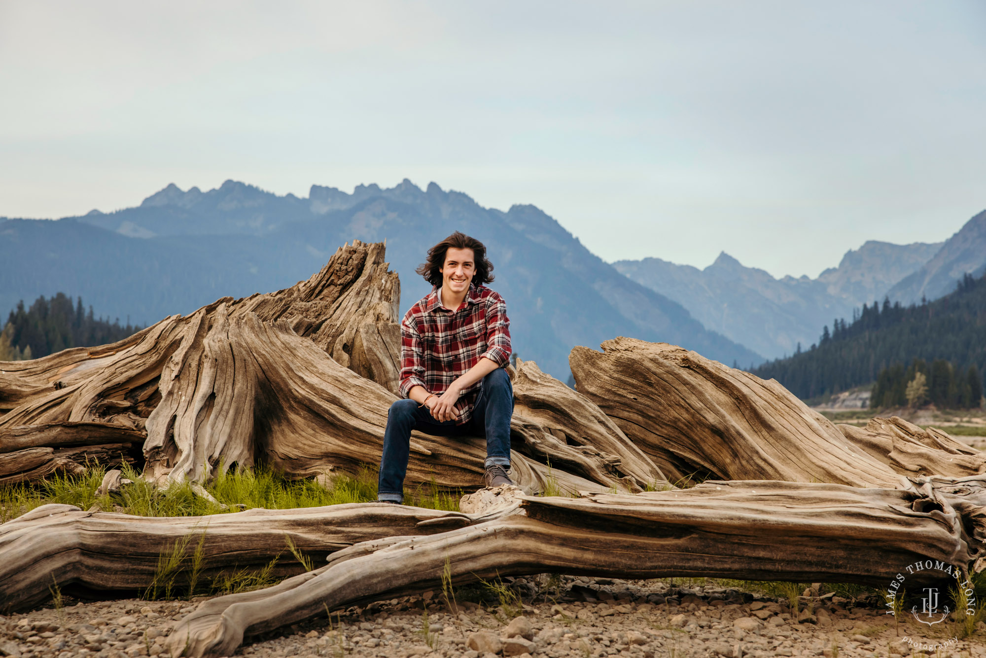 Snoqualmie Pass senior portrait session by Snoqualmie senior portrait photographer James Thomas Long Photography