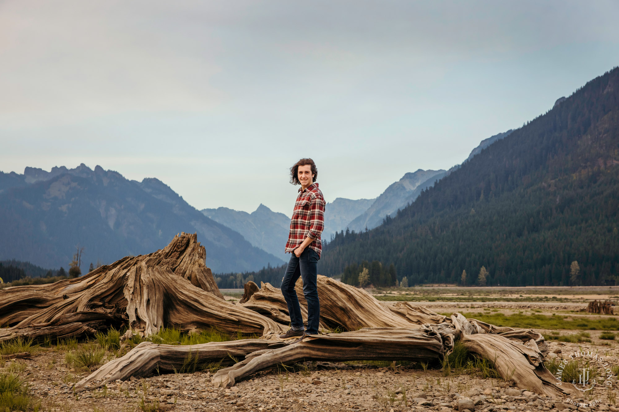 Snoqualmie Pass senior portrait session by Snoqualmie senior portrait photographer James Thomas Long Photography