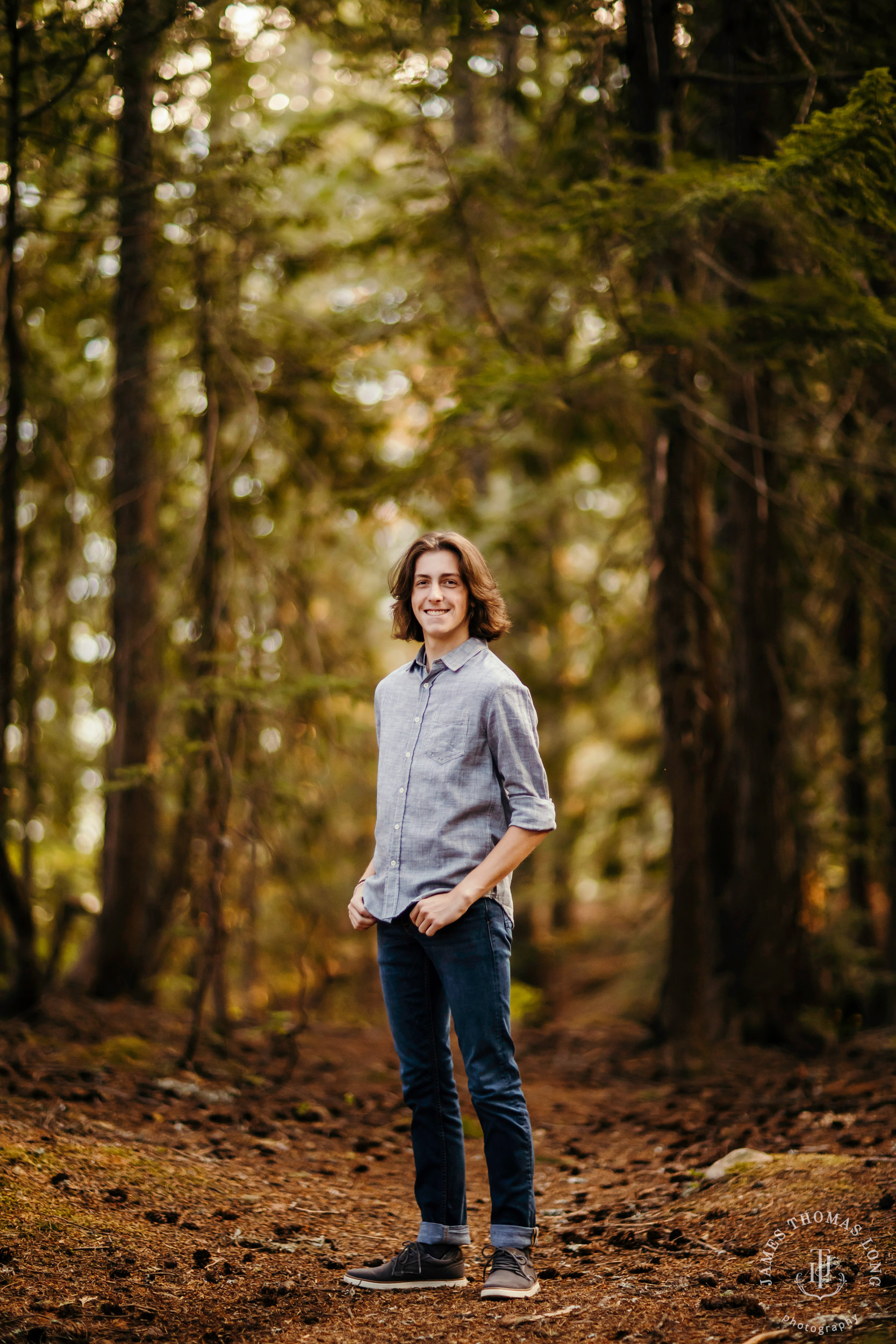 Snoqualmie Pass senior portrait session by Snoqualmie senior portrait photographer James Thomas Long Photography