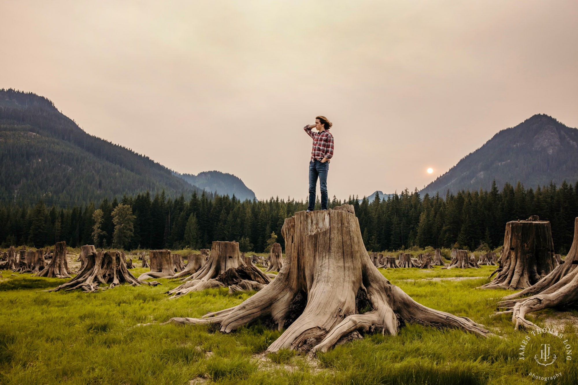 Snoqualmie Pass senior portrait session by Snoqualmie senior portrait photographer James Thomas Long Photography