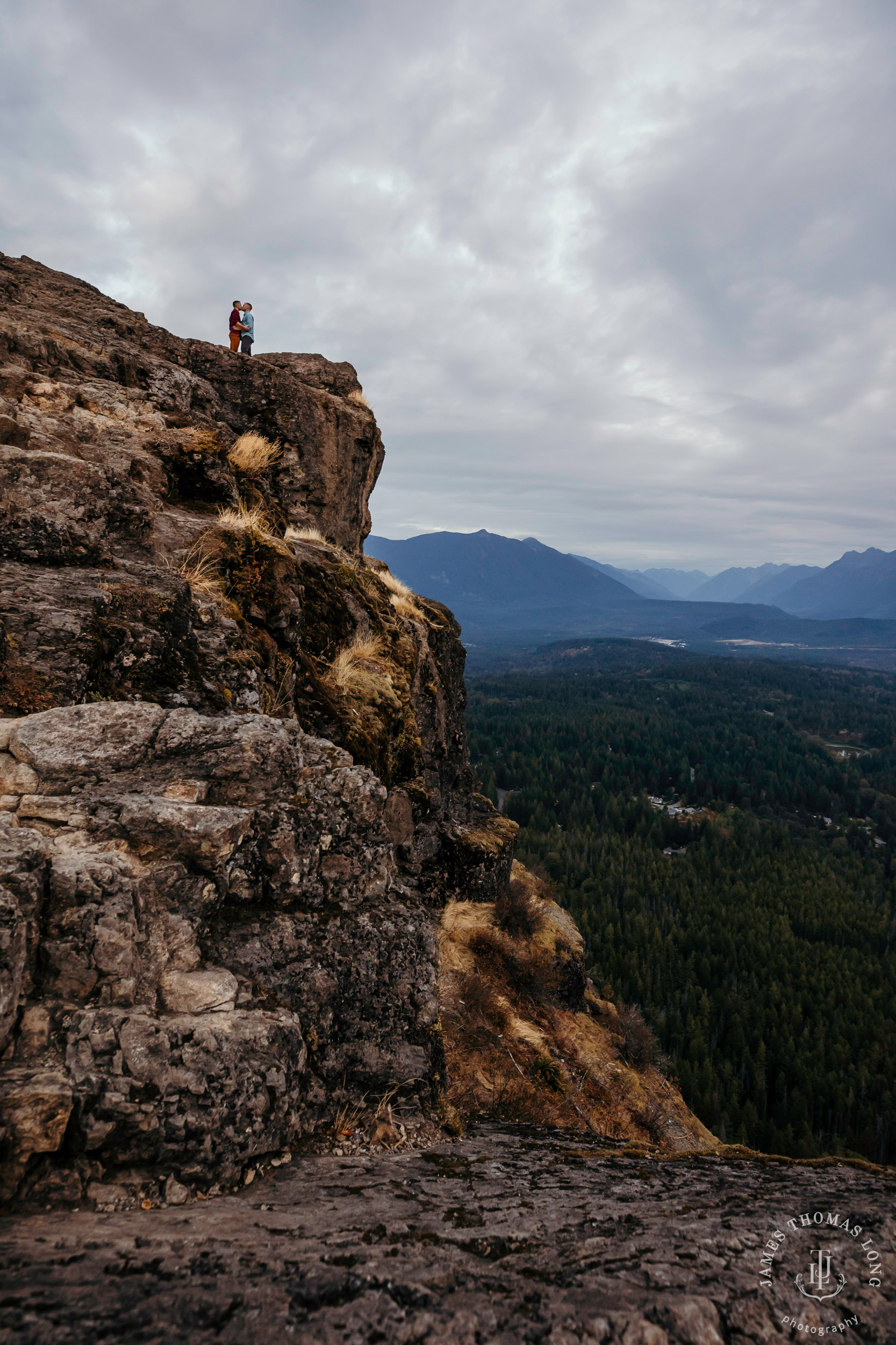 Snoqualmie North Bend adventure engagement session by Snoqualmie adventure wedding photographer James Thomas Long Photography