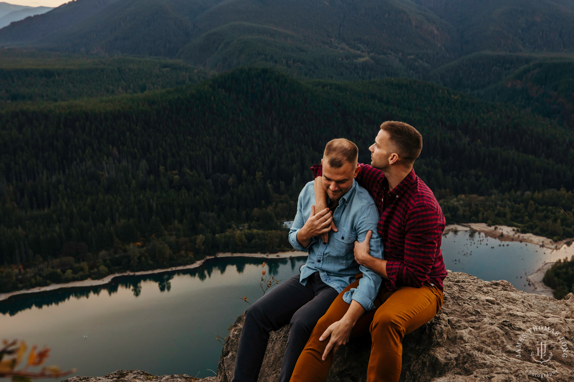 Snoqualmie North Bend adventure engagement session by Snoqualmie adventure wedding photographer James Thomas Long Photography