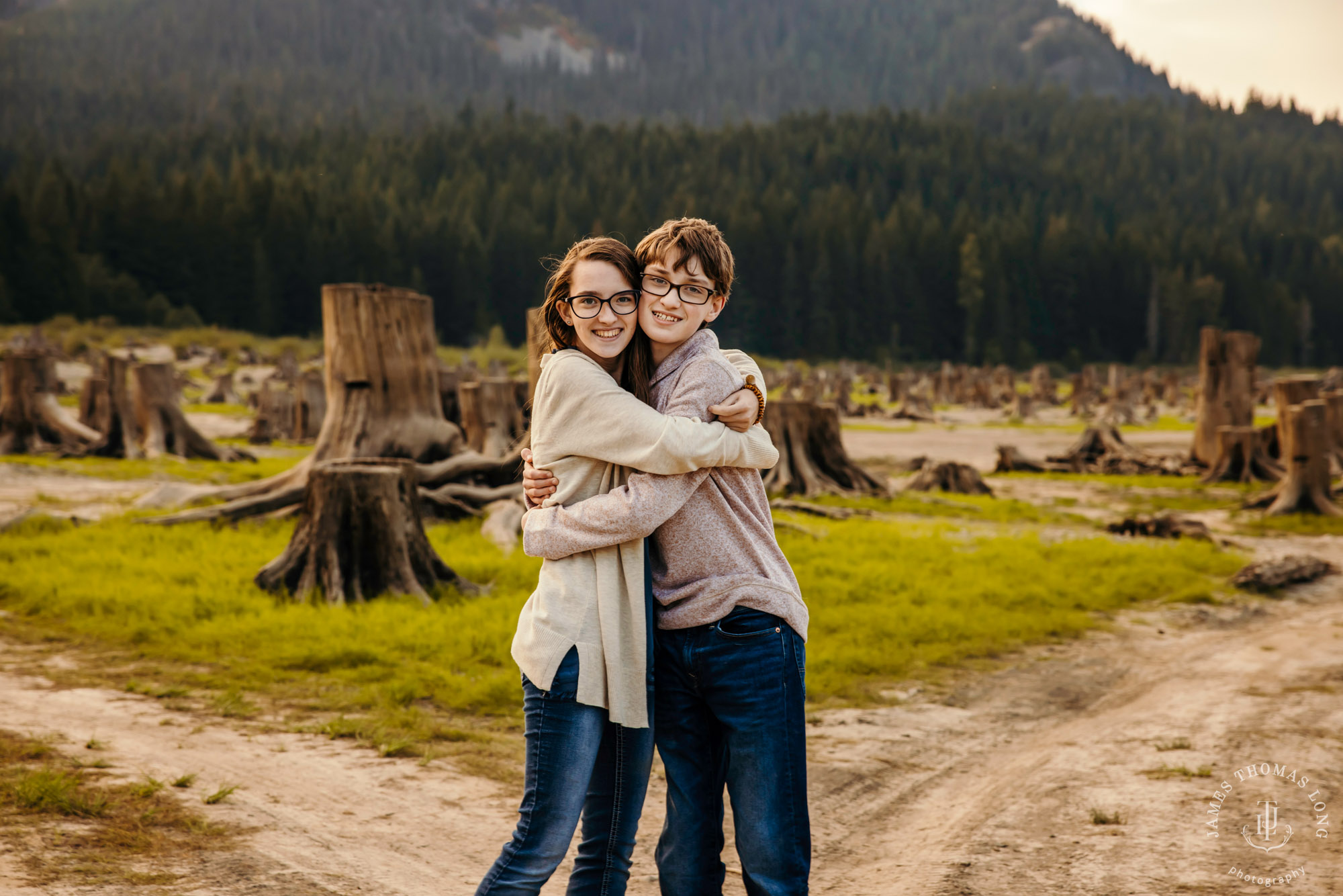 Snoqualmie Pass family photography session by Snoqualmie family photographer James Thomas Long Photography