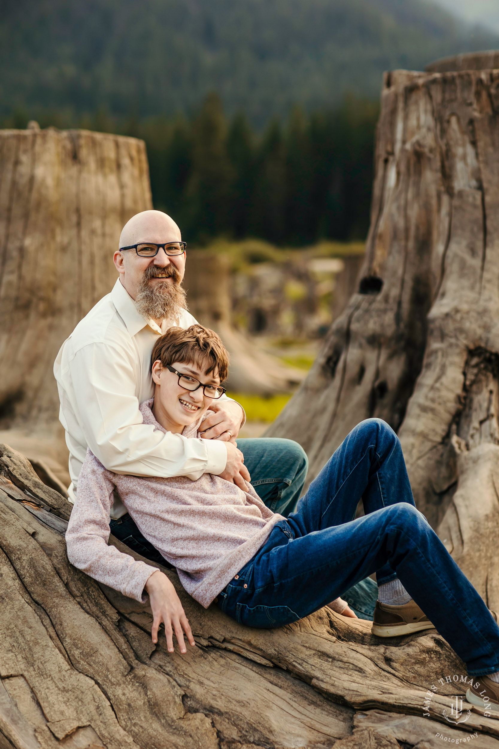 Snoqualmie Pass family photography session by Snoqualmie family photographer James Thomas Long Photography