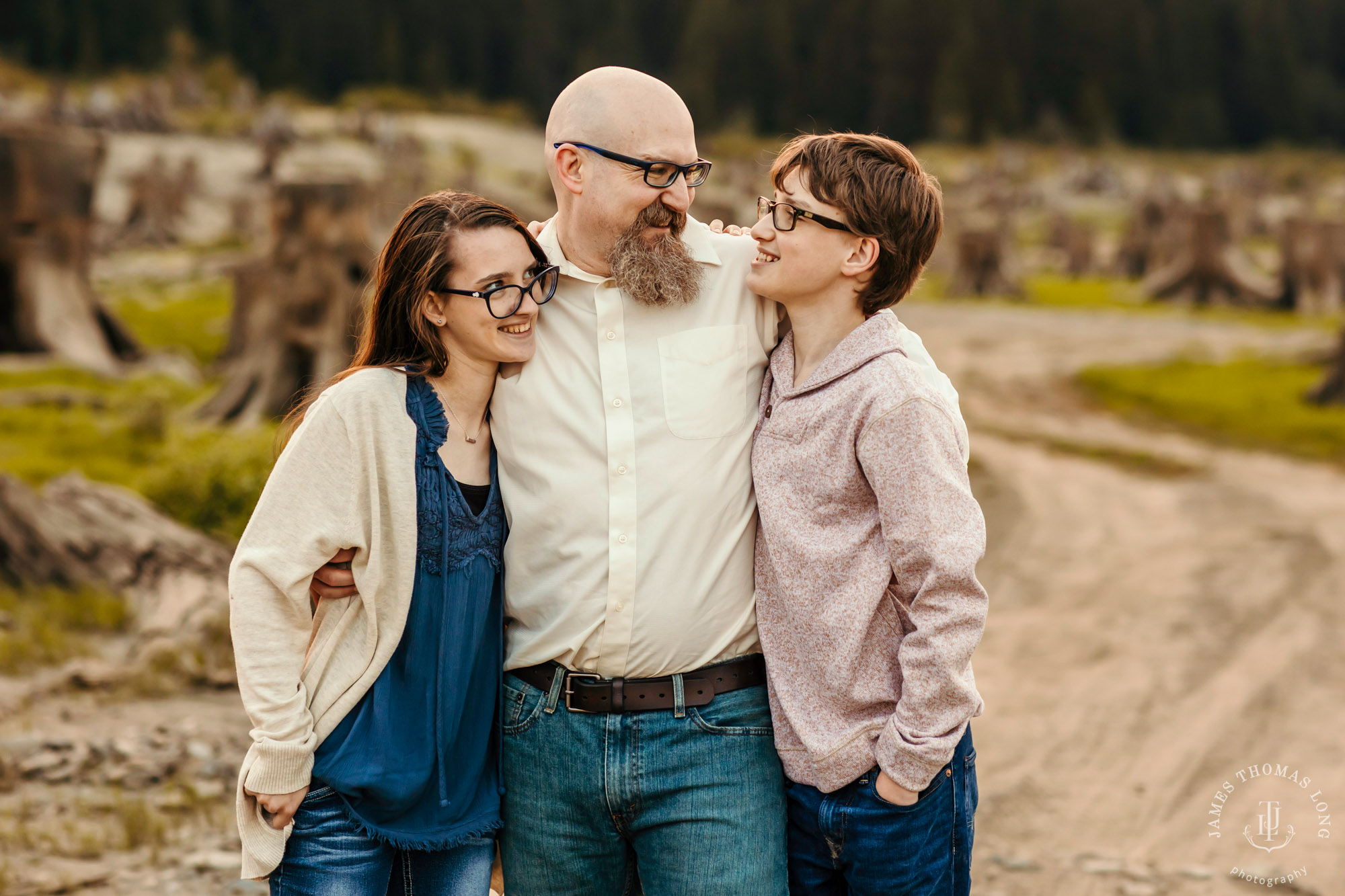 Snoqualmie Pass family photography session by Snoqualmie family photographer James Thomas Long Photography