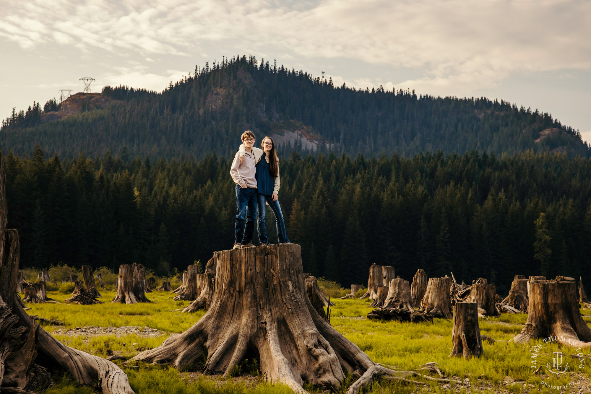 Snoqualmie Pass family photography session by Snoqualmie family photographer James Thomas Long Photography