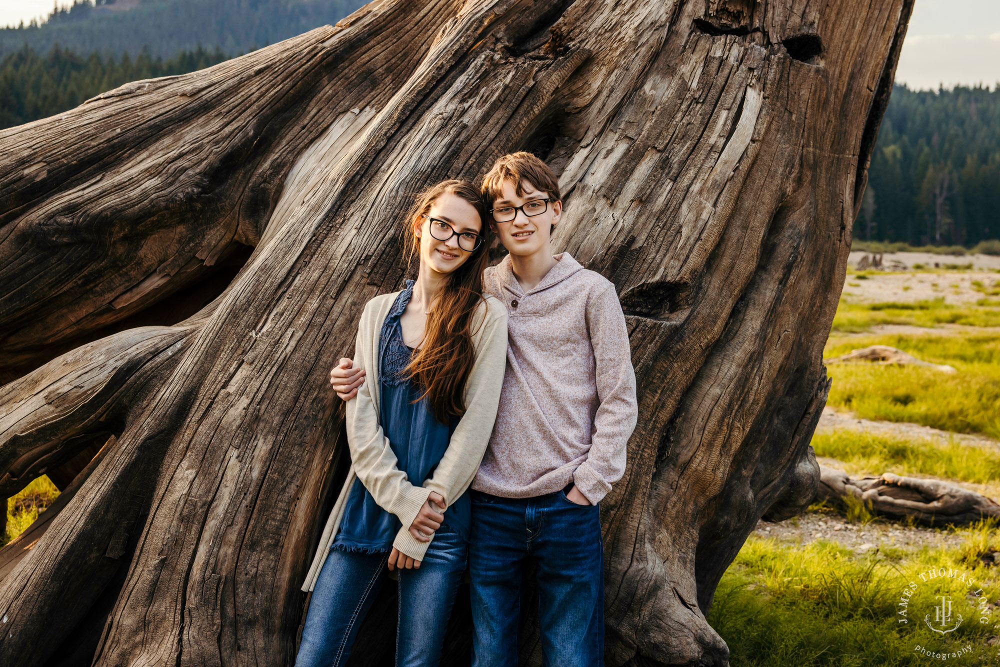 Snoqualmie Pass family photography session by Snoqualmie family photographer James Thomas Long Photography