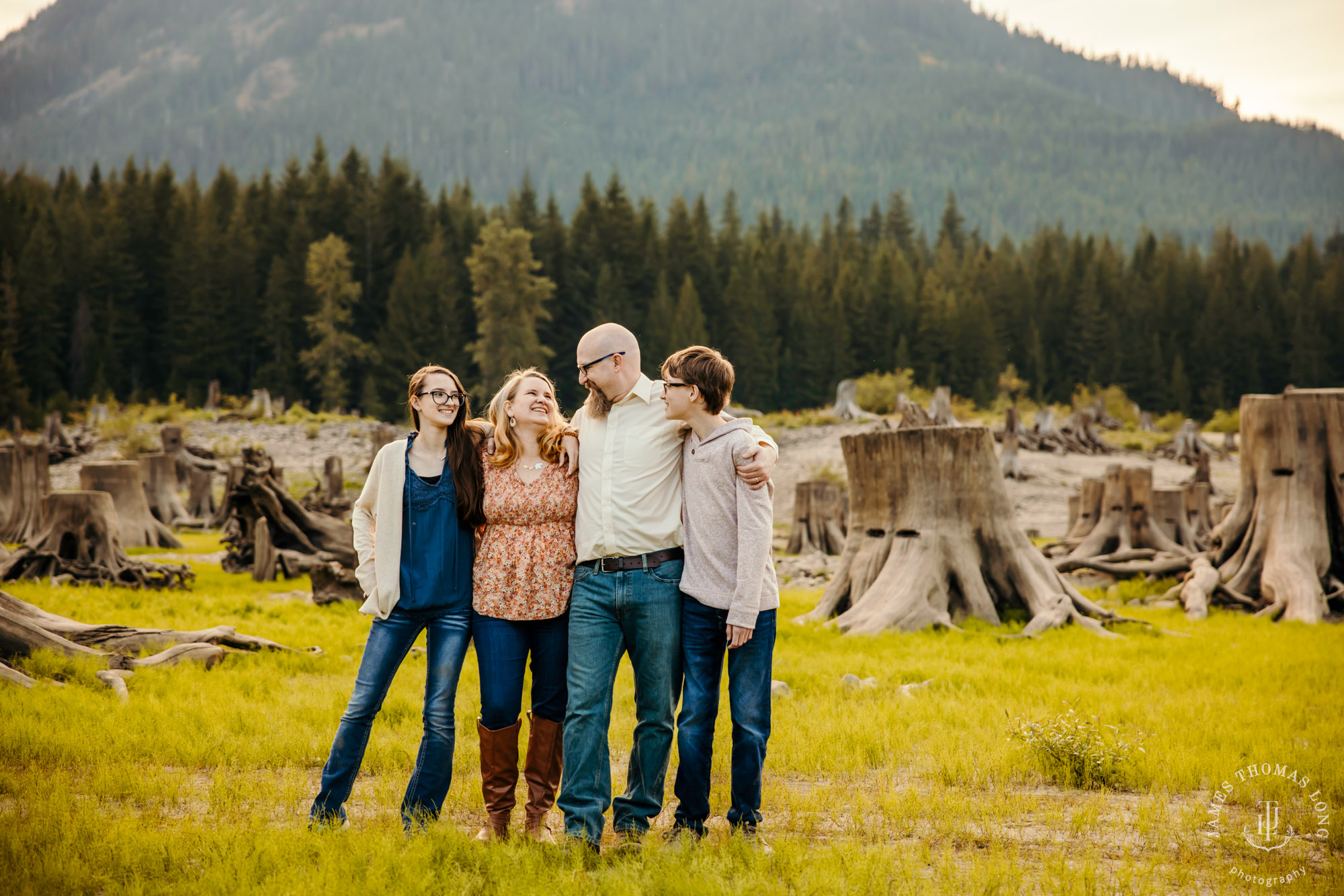 Snoqualmie Pass family photography session by Snoqualmie family photographer James Thomas Long Photography