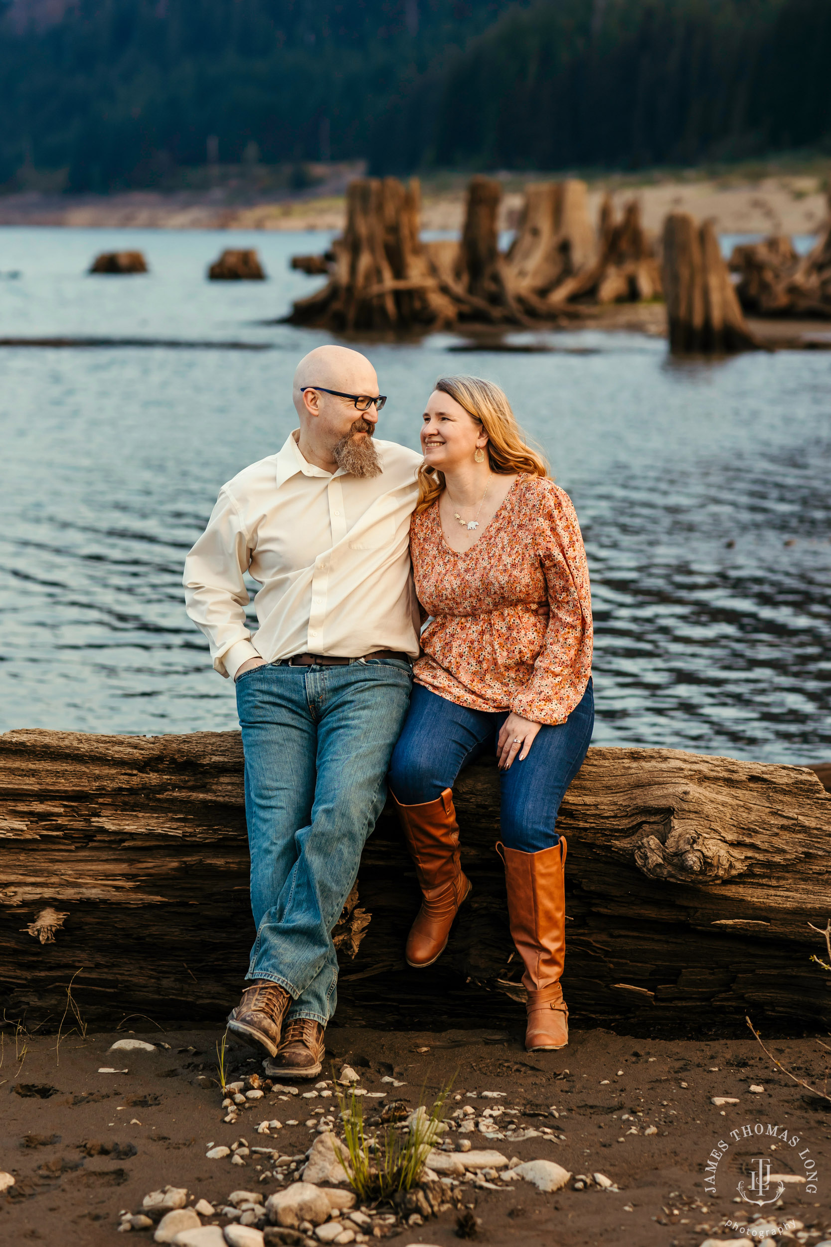 Snoqualmie Pass family photography session by Snoqualmie family photographer James Thomas Long Photography