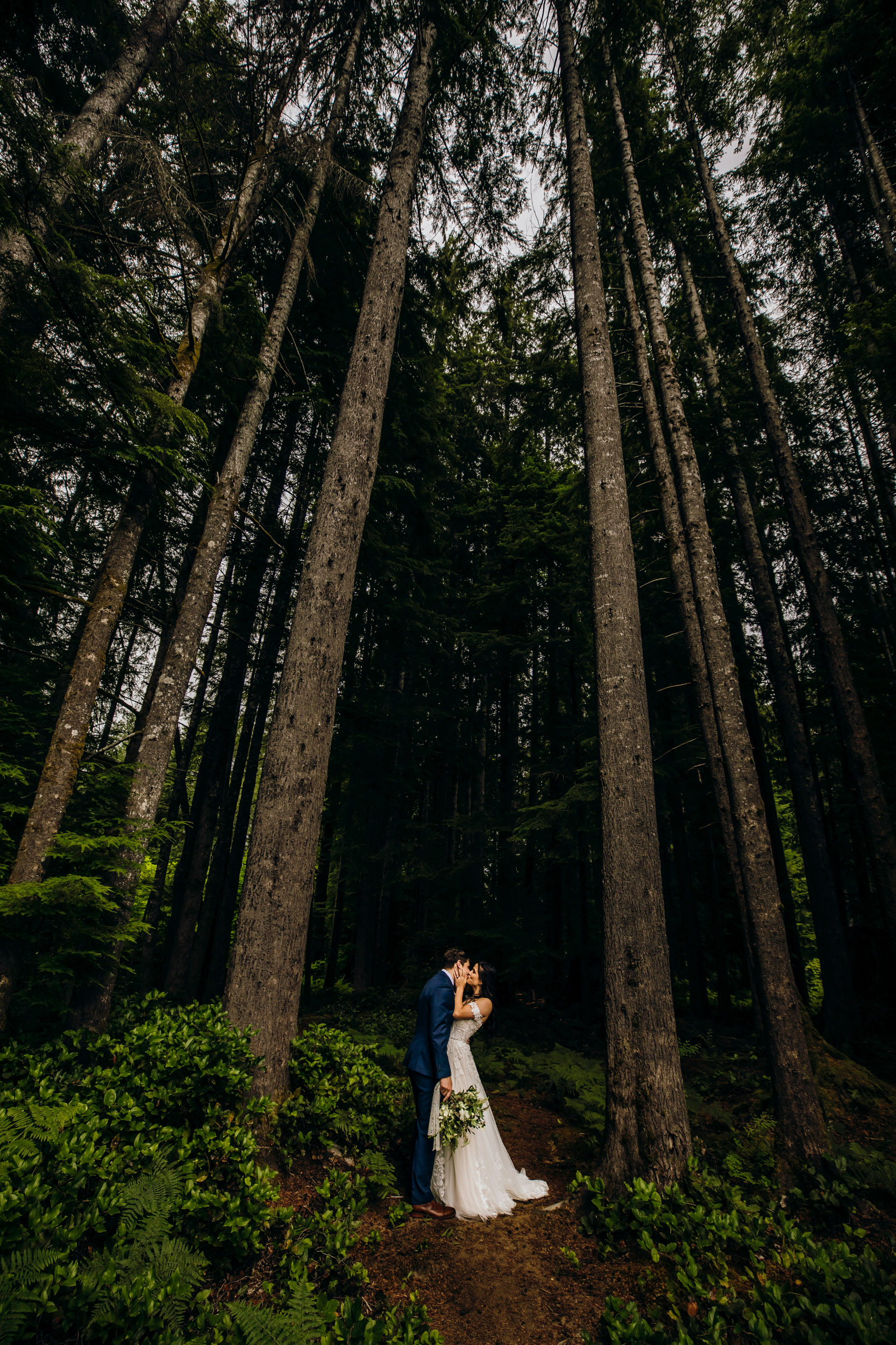 Fern Acres Forks WA wedding by Seattle wedding photographer James Thomas Long Photography