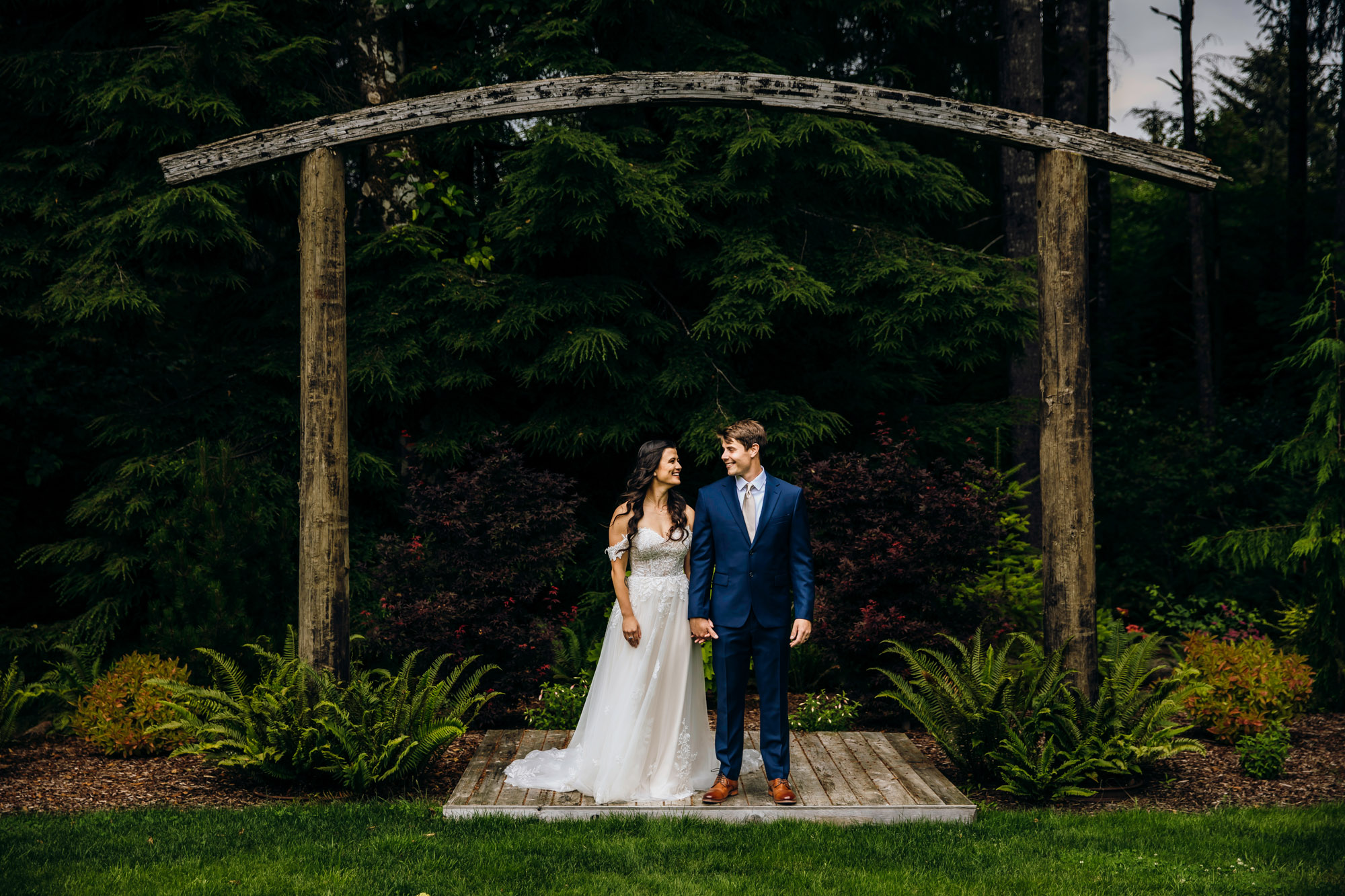 Fern Acres Forks WA wedding by Seattle wedding photographer James Thomas Long Photography