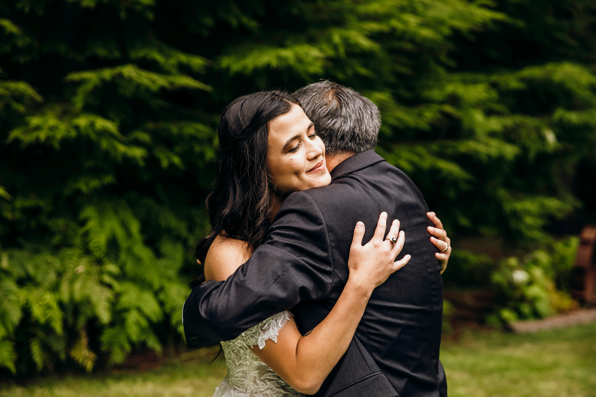 Fern Acres Forks WA wedding by Seattle wedding photographer James Thomas Long Photography