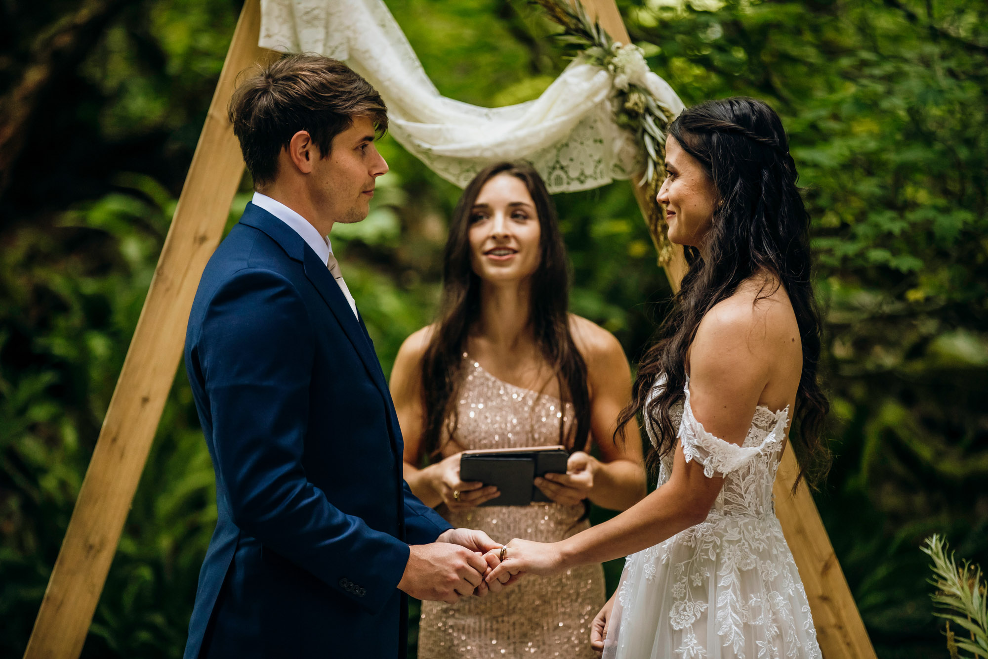 Fern Acres Forks WA wedding by Seattle wedding photographer James Thomas Long Photography