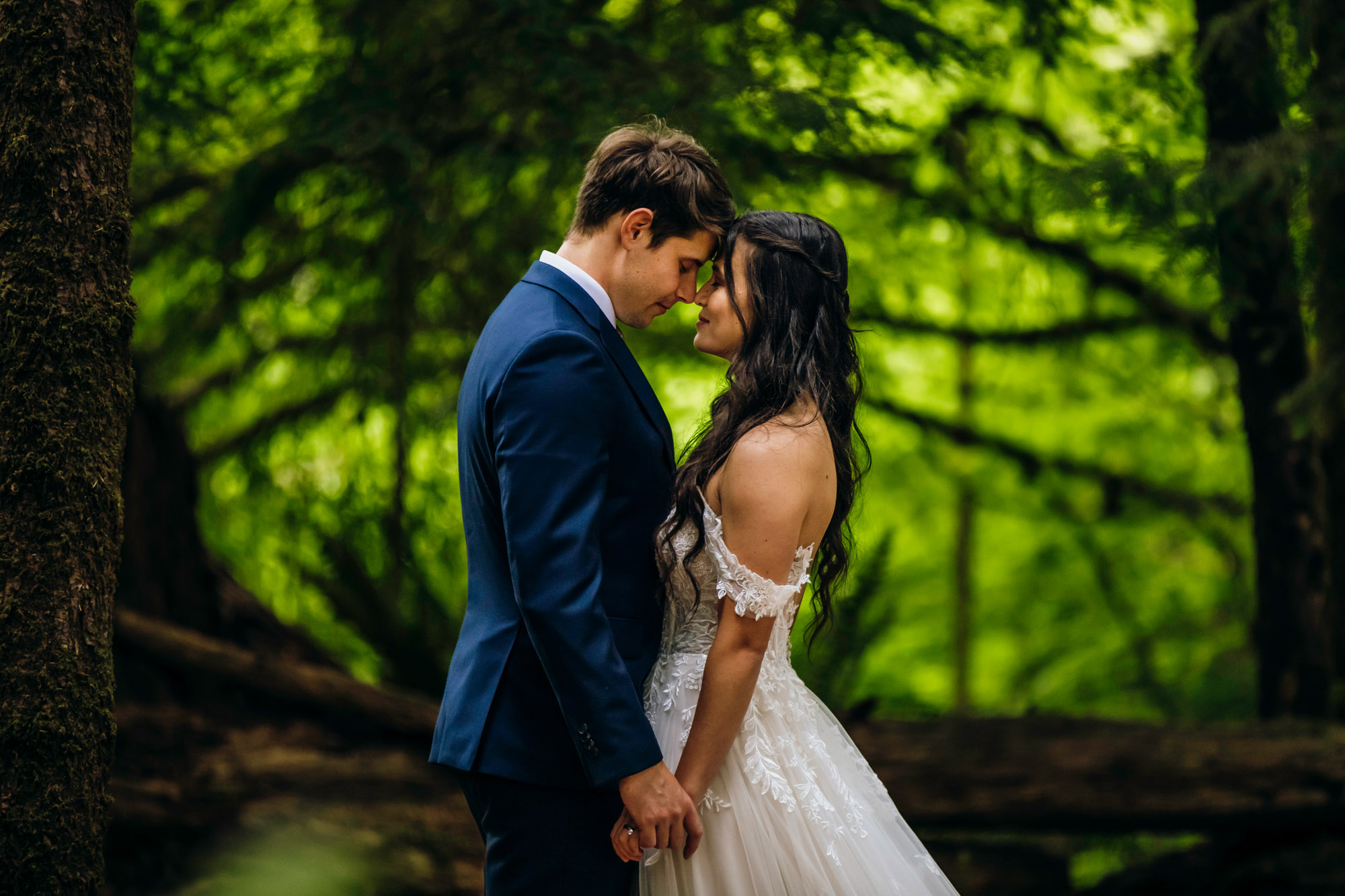 Fern Acres Forks WA wedding by Seattle wedding photographer James Thomas Long Photography