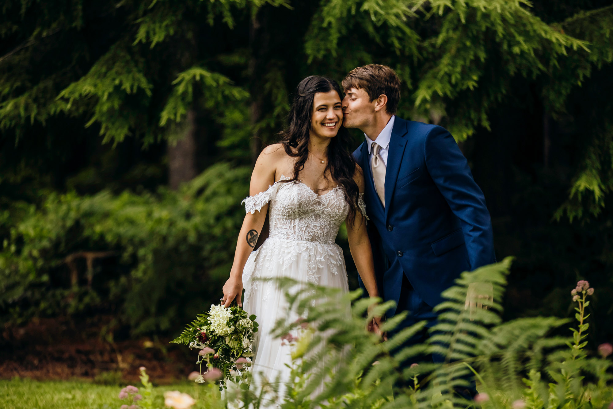 Fern Acres Forks WA wedding by Seattle wedding photographer James Thomas Long Photography