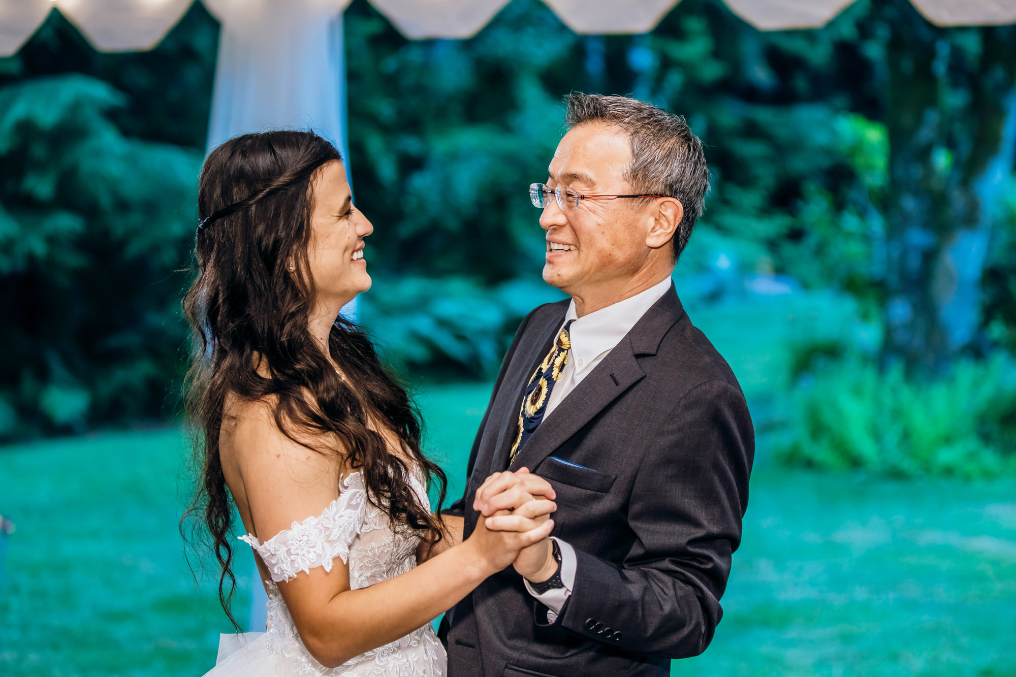 Fern Acres Forks WA wedding by Seattle wedding photographer James Thomas Long Photography