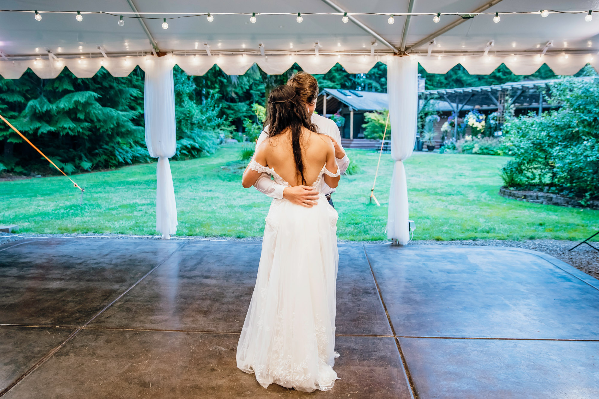 Fern Acres Forks WA wedding by Seattle wedding photographer James Thomas Long Photography