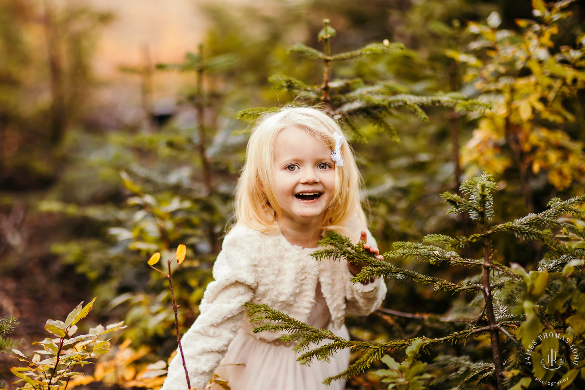 Snoqualmie Pass family photography session by Snoqualmie family photographer James Thomas Long Photography