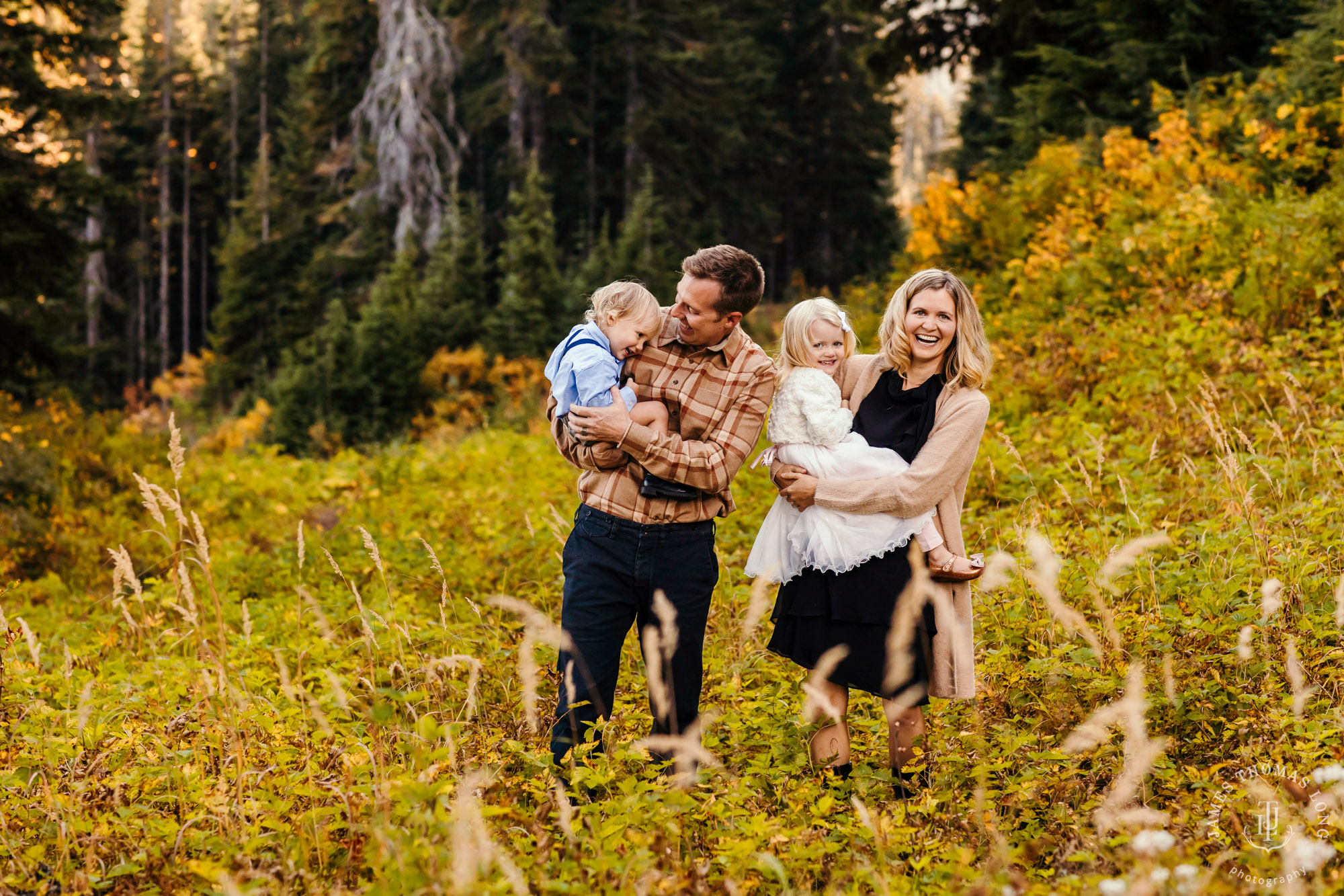 Snoqualmie Pass family photography session by Snoqualmie family photographer James Thomas Long Photography