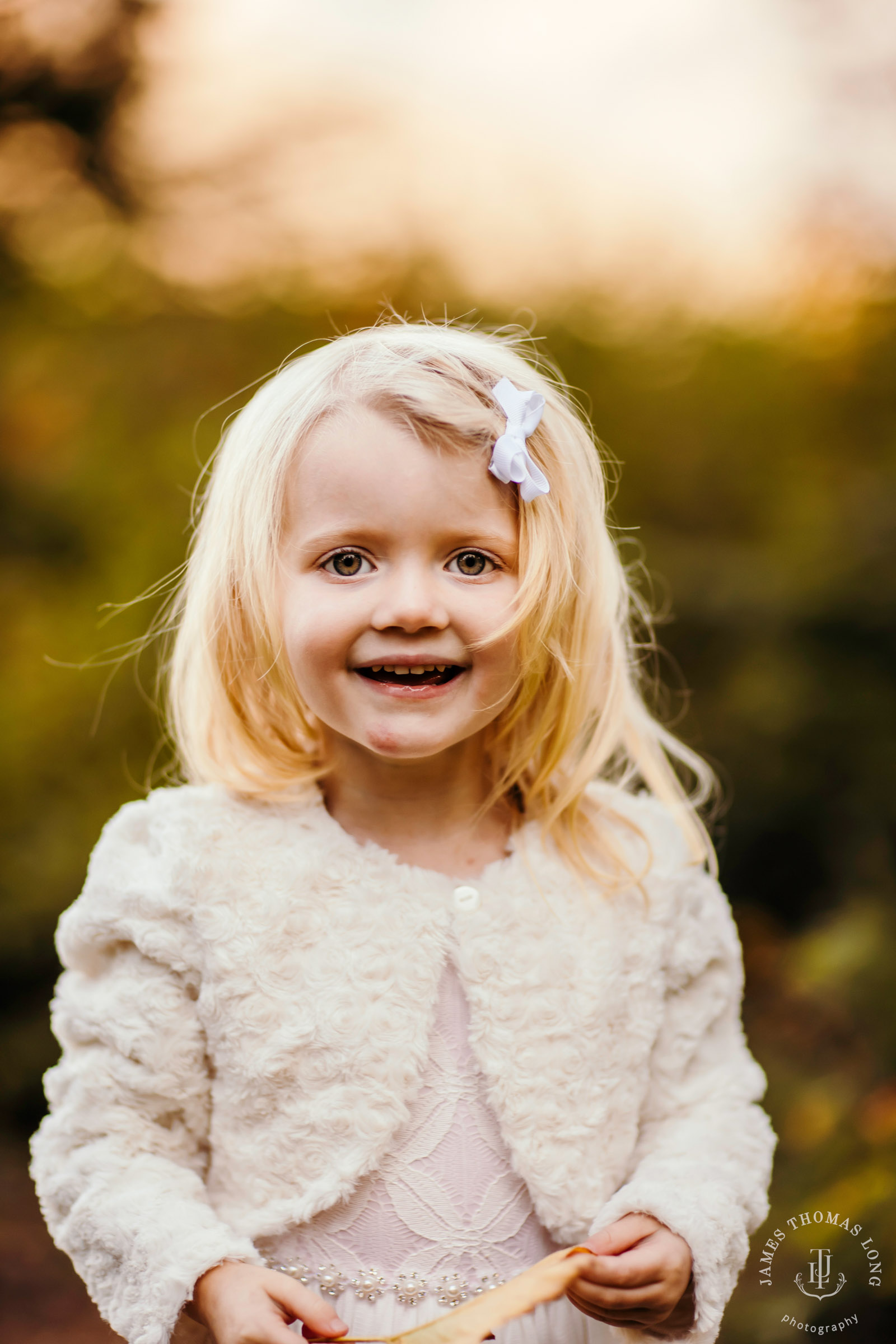 Snoqualmie Pass family photography session by Snoqualmie family photographer James Thomas Long Photography