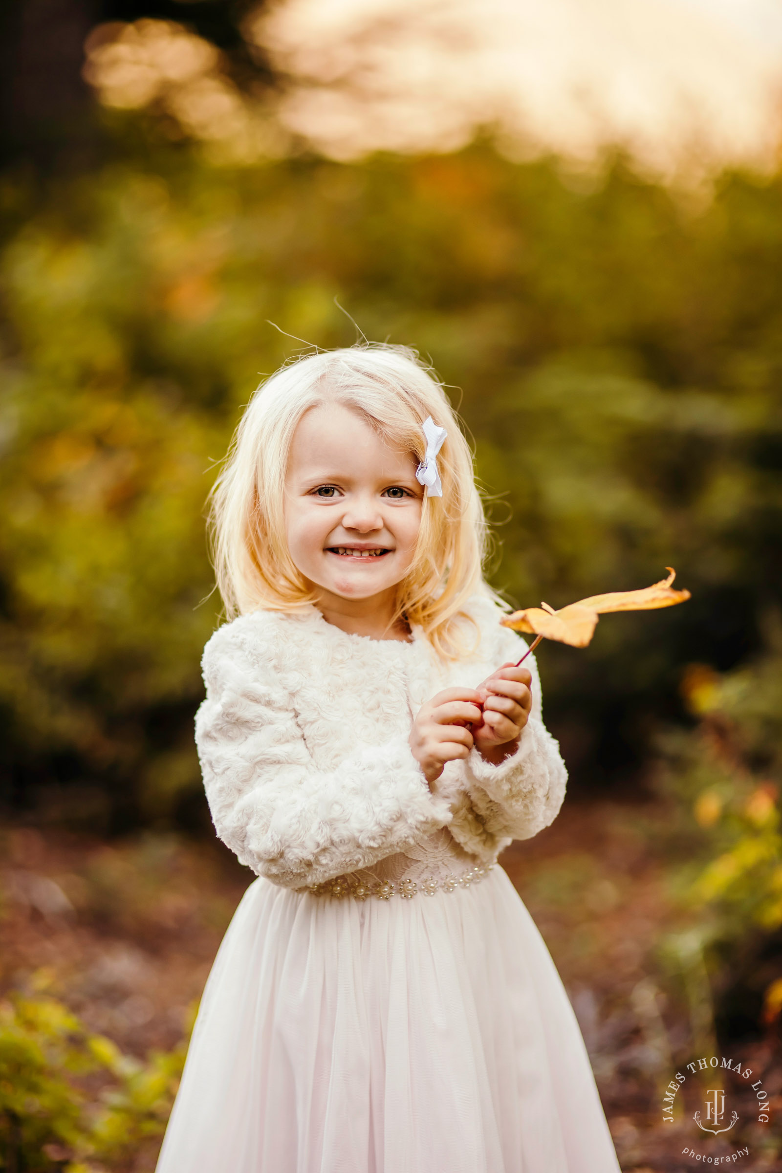 Snoqualmie Pass family photography session by Snoqualmie family photographer James Thomas Long Photography