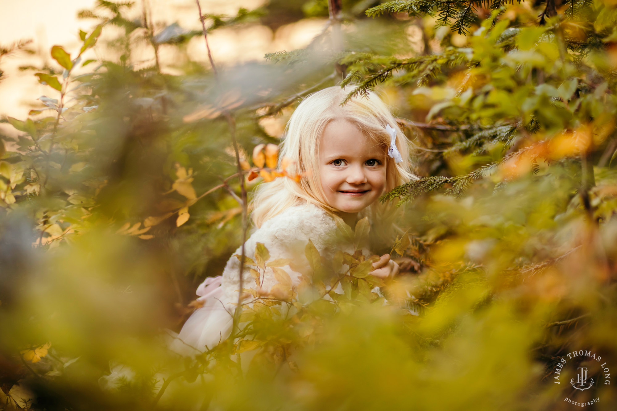 Snoqualmie Pass family photography session by Snoqualmie family photographer James Thomas Long Photography