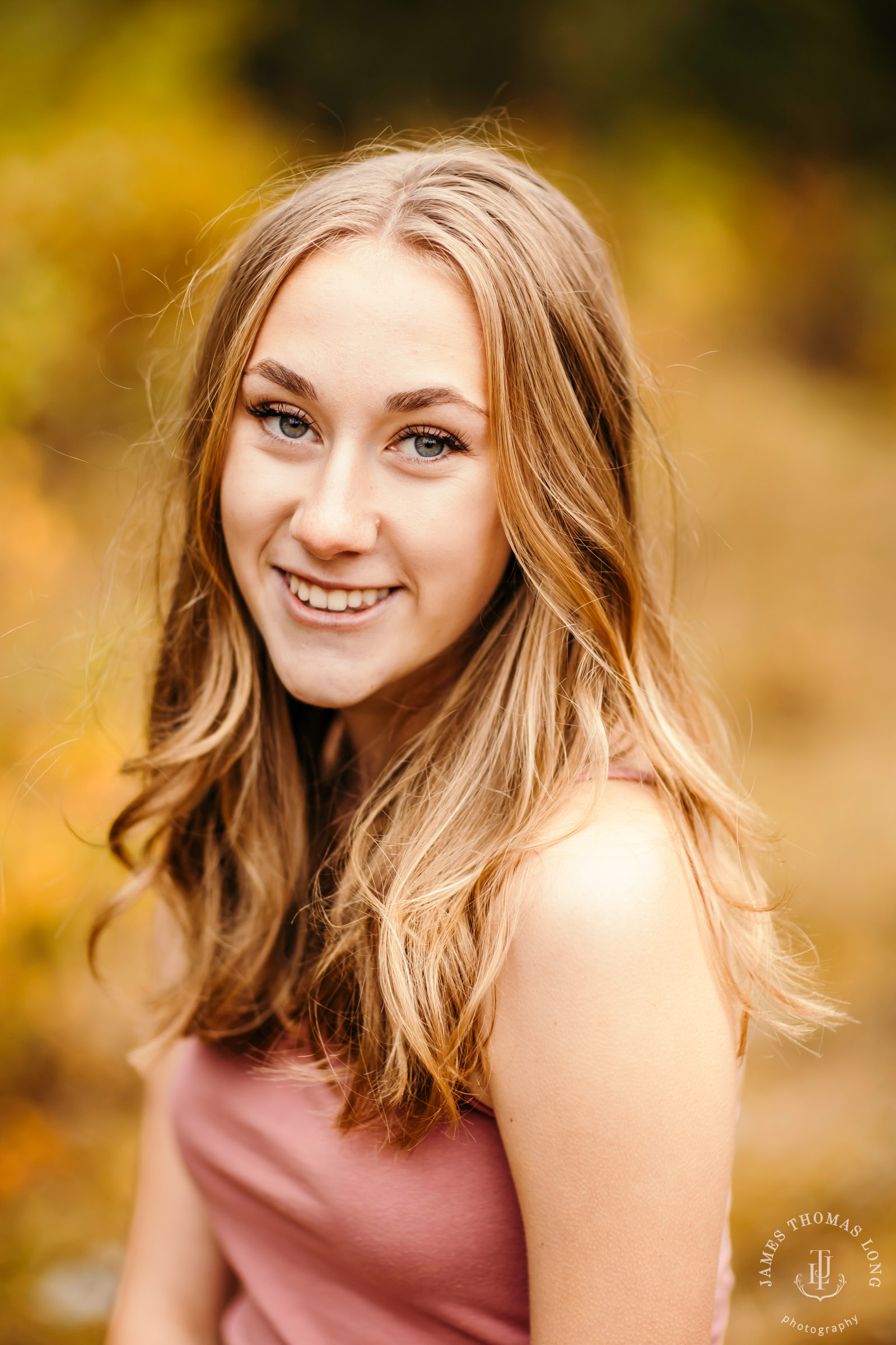 Snoqualmie Pass senior portrait session by Seattle senior portrait photographer James Thomas Long Photography