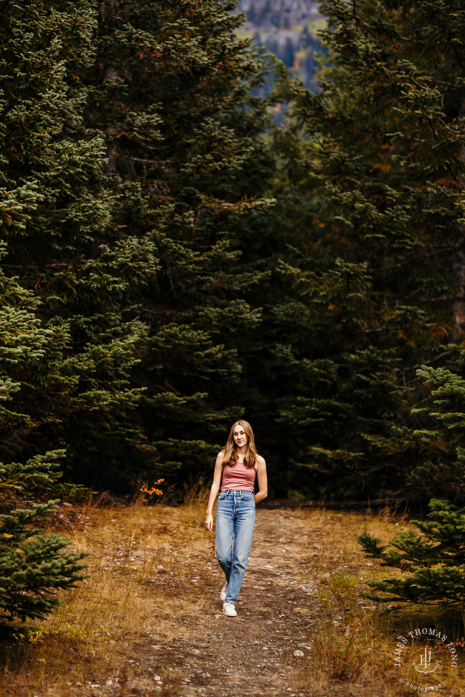 Snoqualmie Pass senior portrait session by Seattle senior portrait photographer James Thomas Long Photography