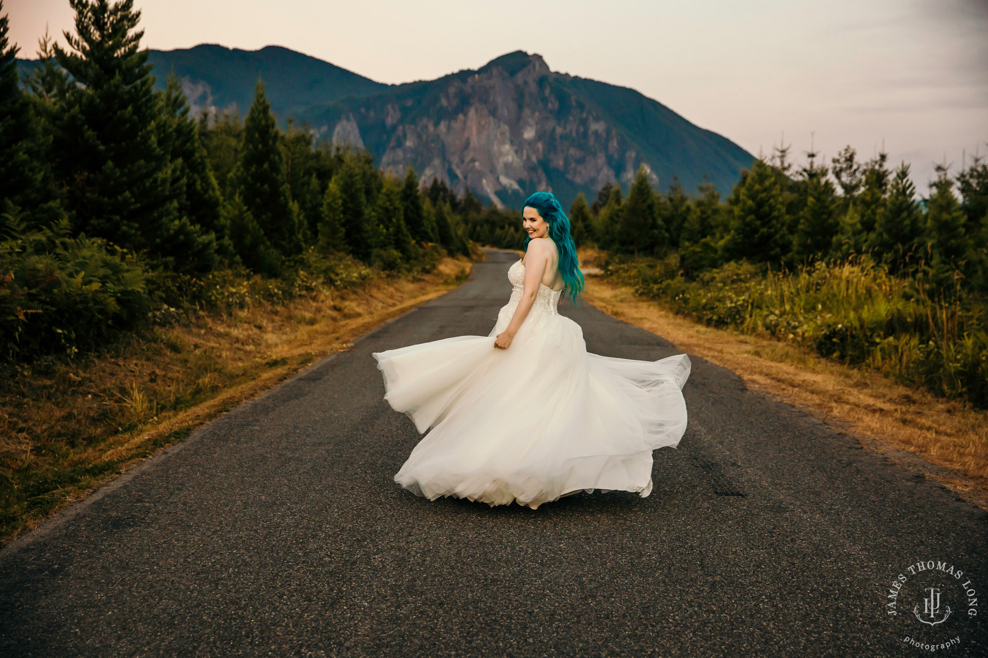 Evergreen Meadows Snoqualmie WA wedding by Snoqualmie wedding photographer James Thomas Long Photography