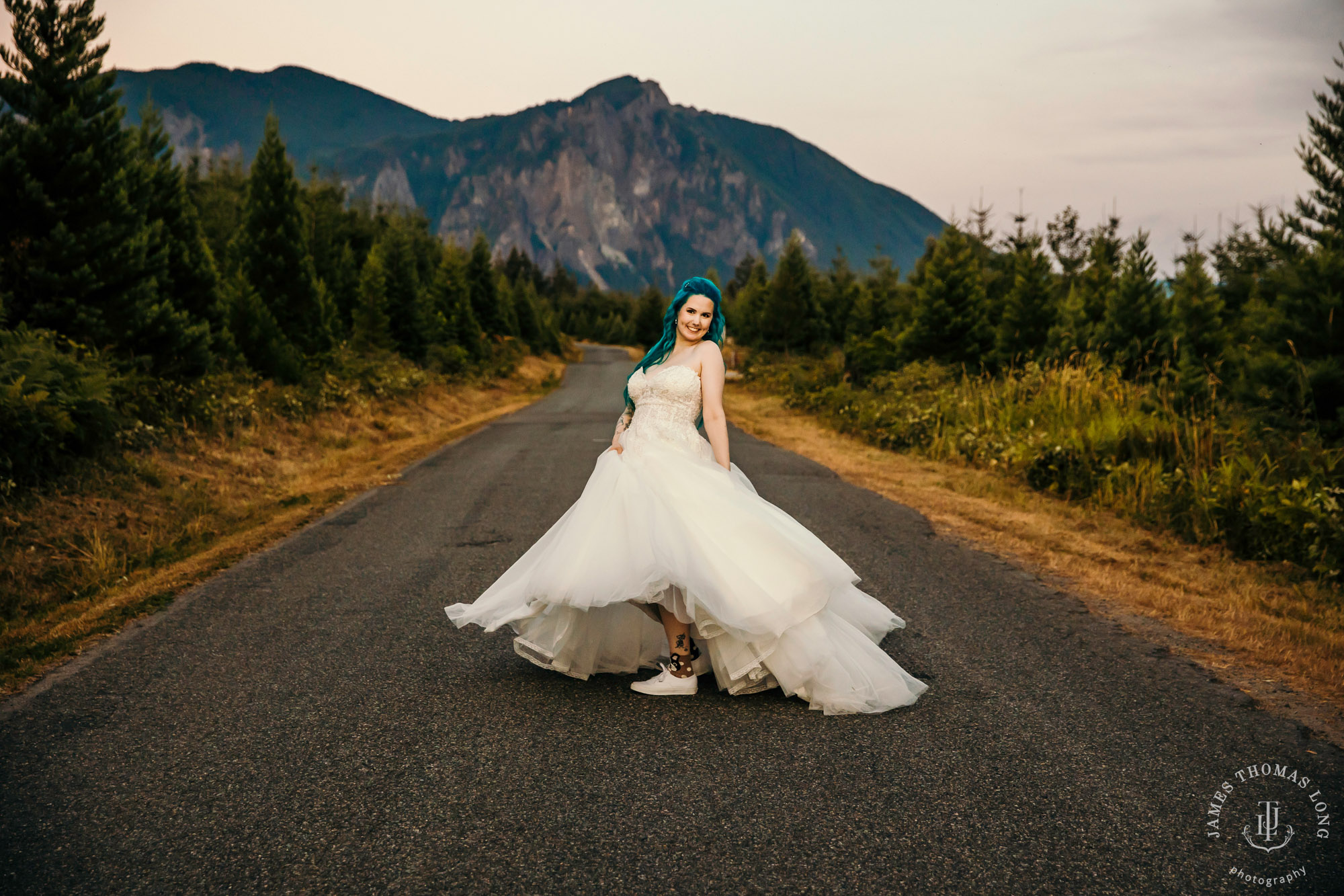 Evergreen Meadows Snoqualmie WA wedding by Snoqualmie wedding photographer James Thomas Long Photography