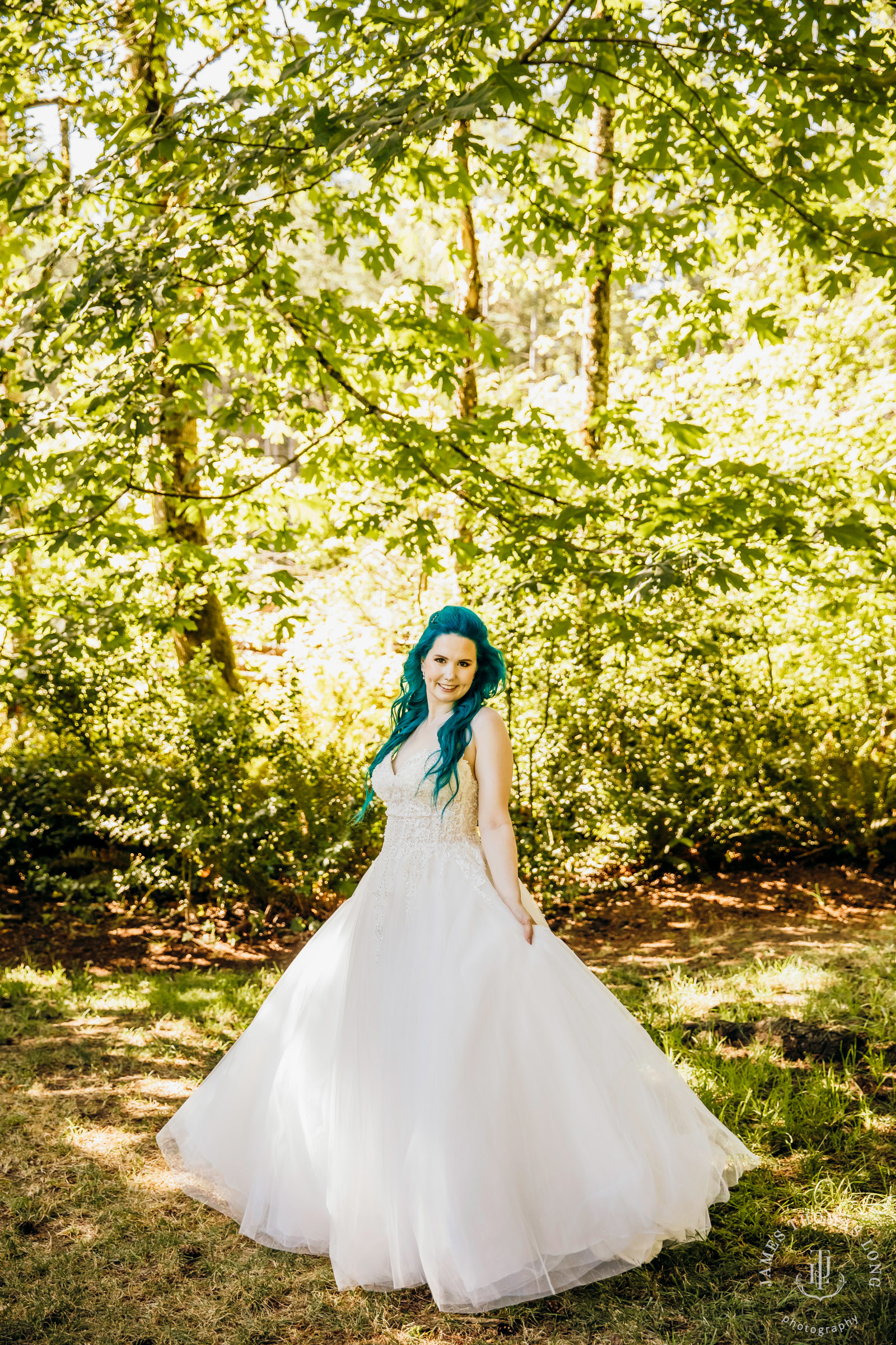 Evergreen Meadows Snoqualmie WA wedding by Snoqualmie wedding photographer James Thomas Long Photography